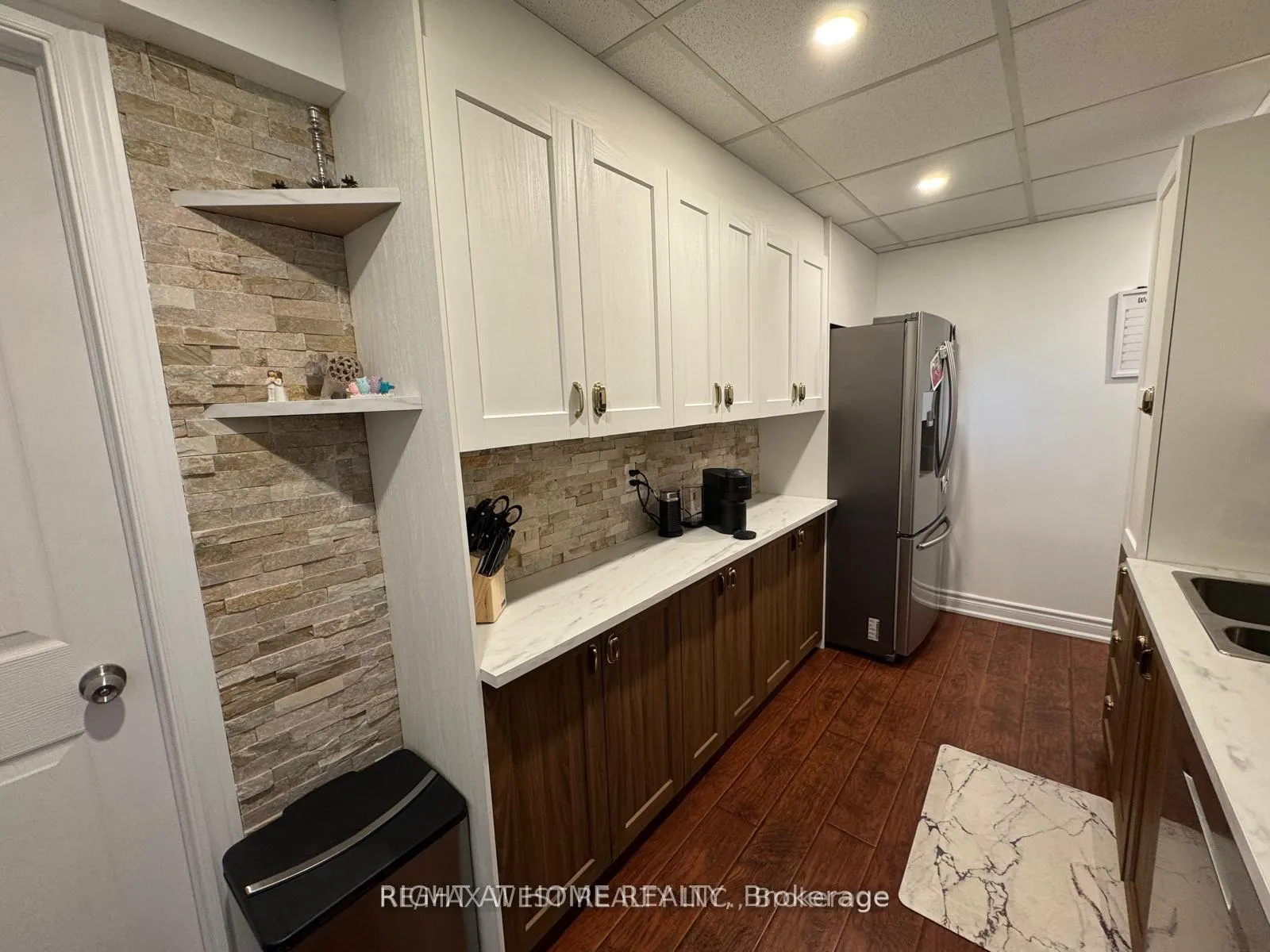 Photo 28 of 43 Clover Avenue, Barrie, Allandale Heights — HOMEH