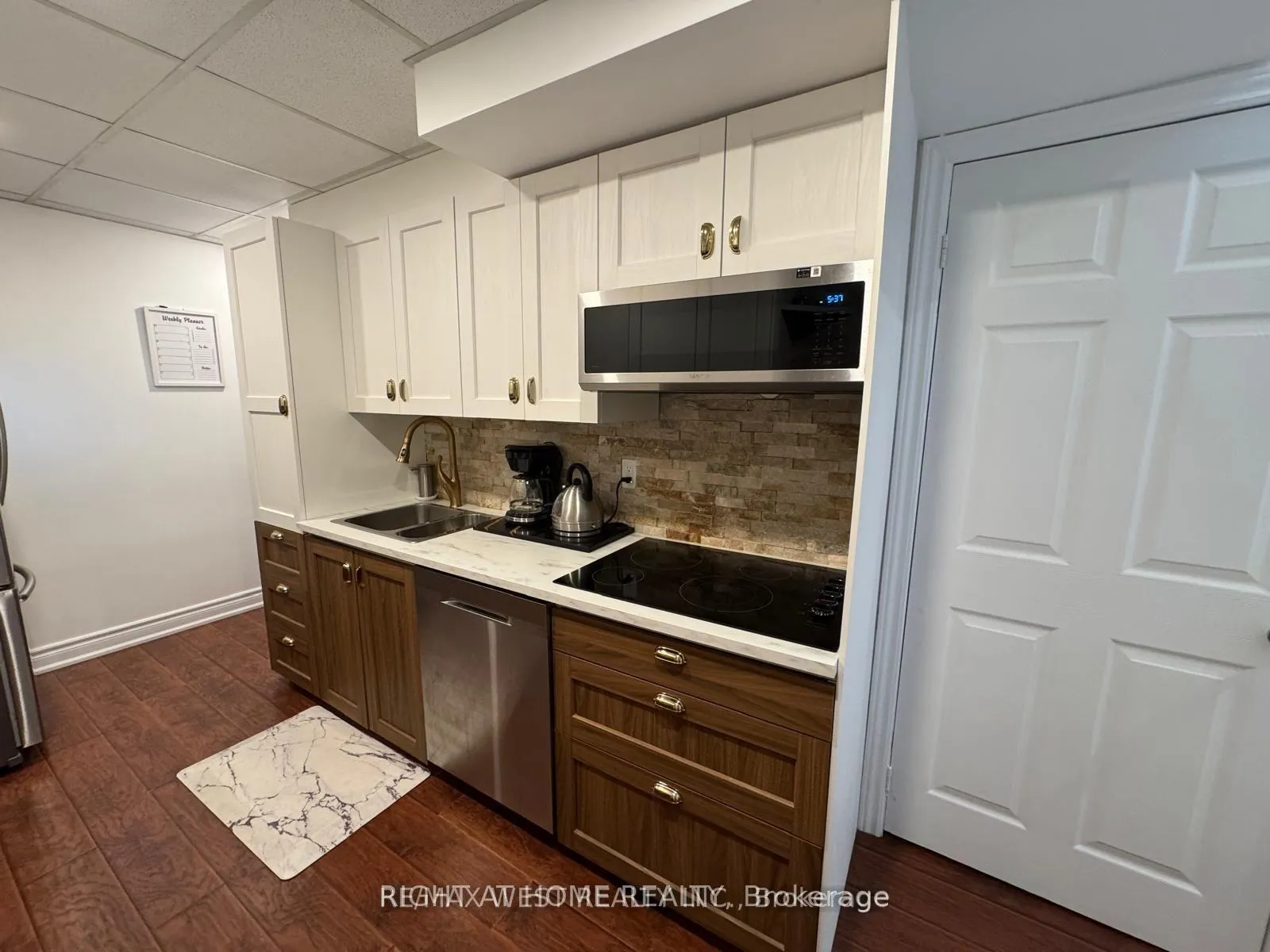 Photo 29 of 43 Clover Avenue, Barrie, Allandale Heights — HOMEH