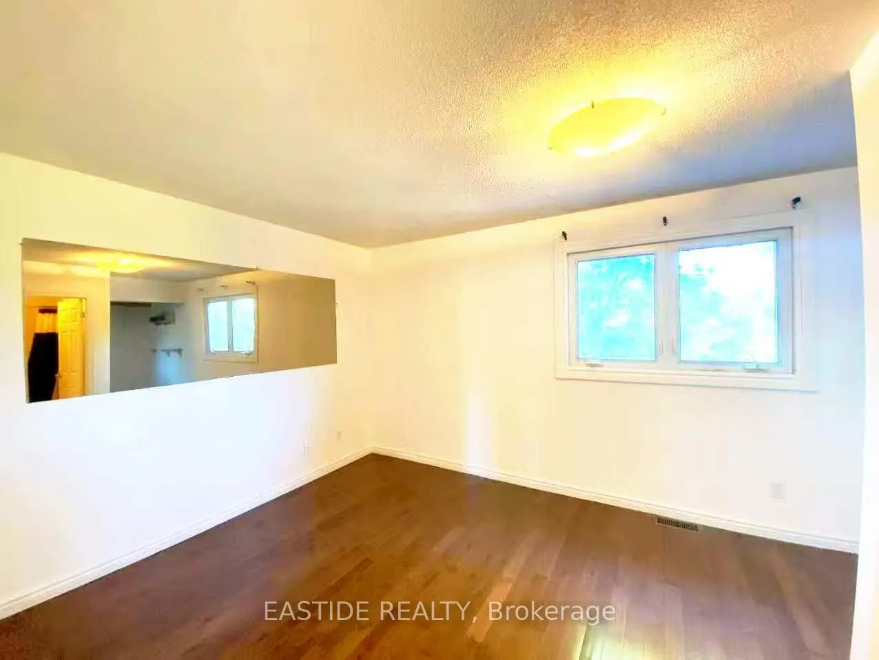 Photo 7 of 1540 Norwill Crescent, Oshawa, Samac — HOMEH