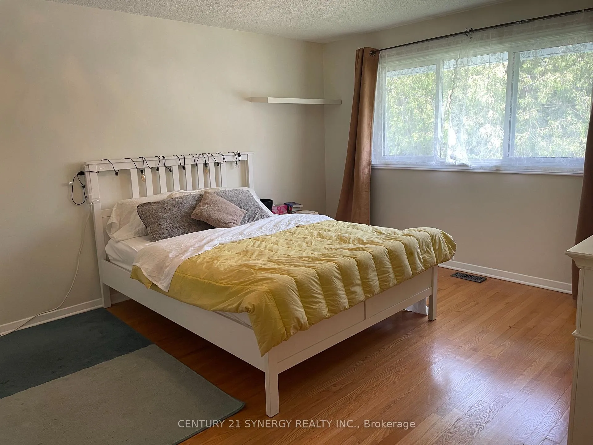 Photo 16 of 639 Glenhurst Crescent, Ottawa, Beacon Hill North — HOMEH