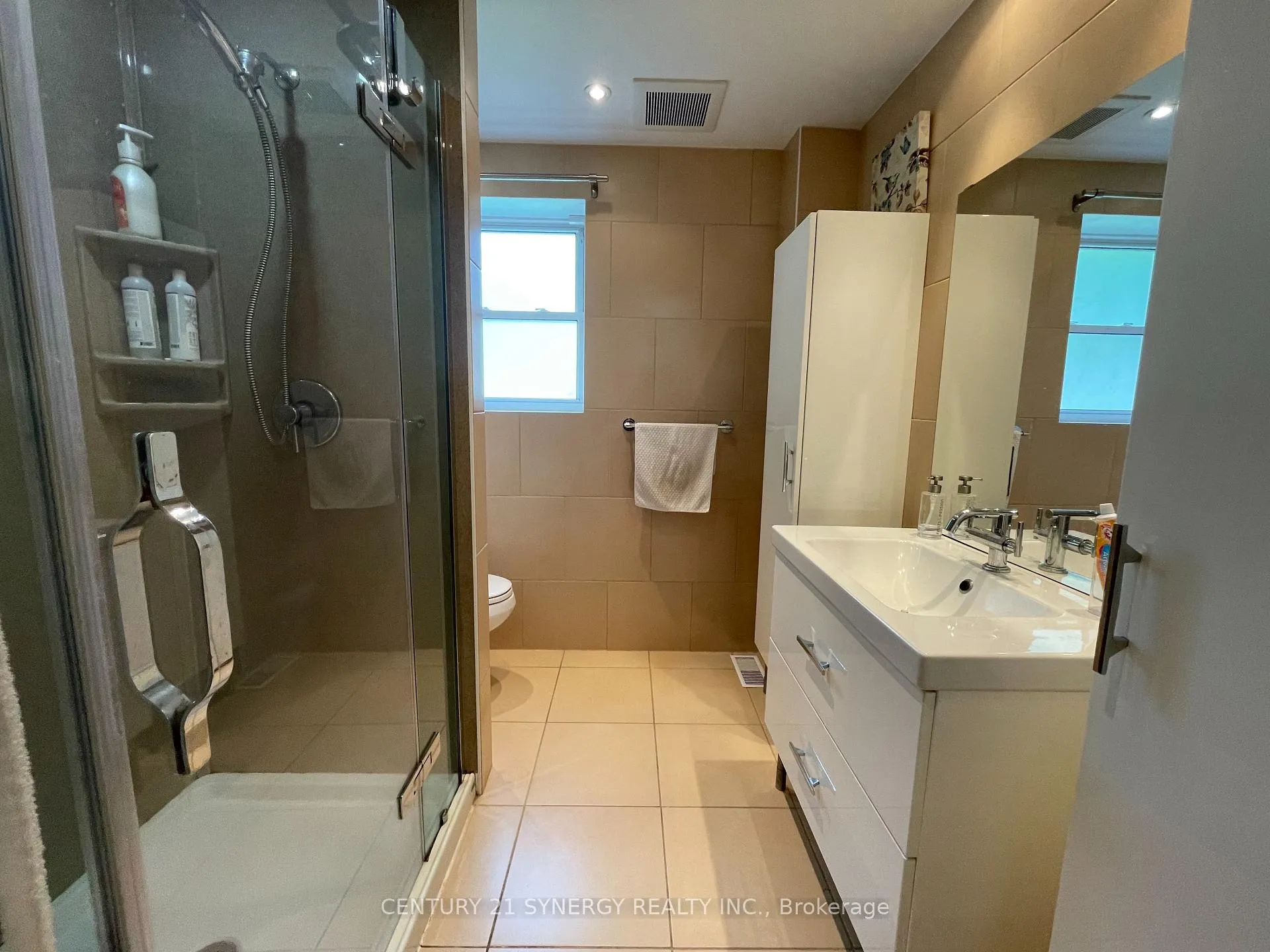 Photo 17 of 639 Glenhurst Crescent, Ottawa, Beacon Hill North — HOMEH
