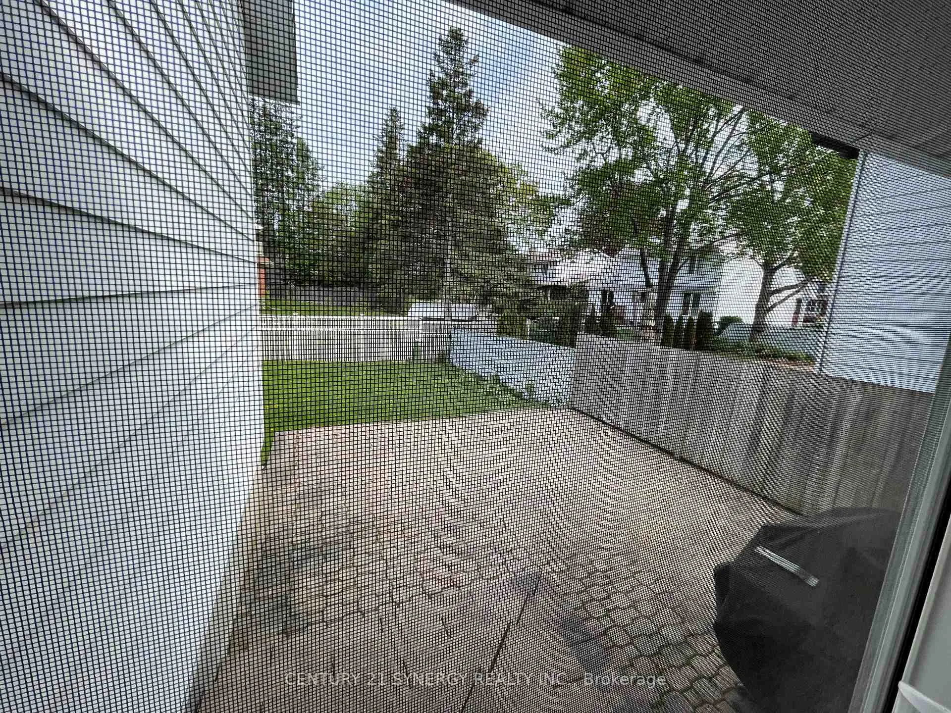 Photo 20 of 639 Glenhurst Crescent, Ottawa, Beacon Hill North — HOMEH