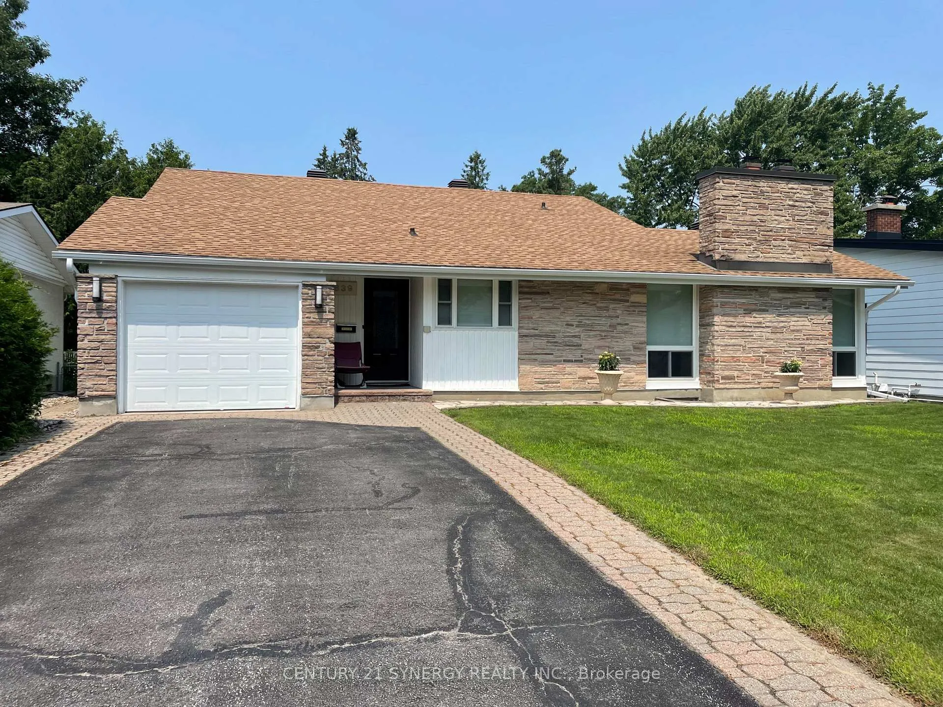 Photo 1 of 639 Glenhurst Crescent, Ottawa, Beacon Hill North — HOMEH