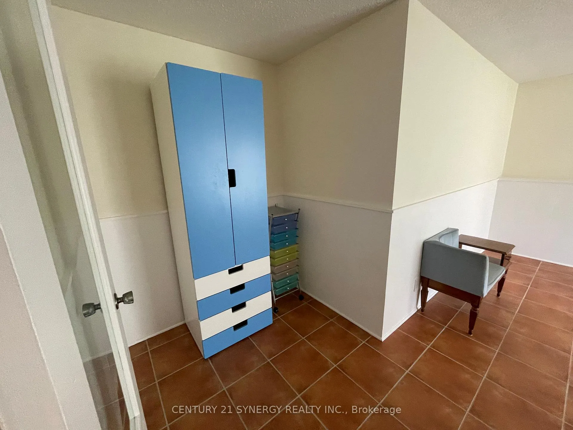 Photo 25 of 639 Glenhurst Crescent, Ottawa, Beacon Hill North — HOMEH