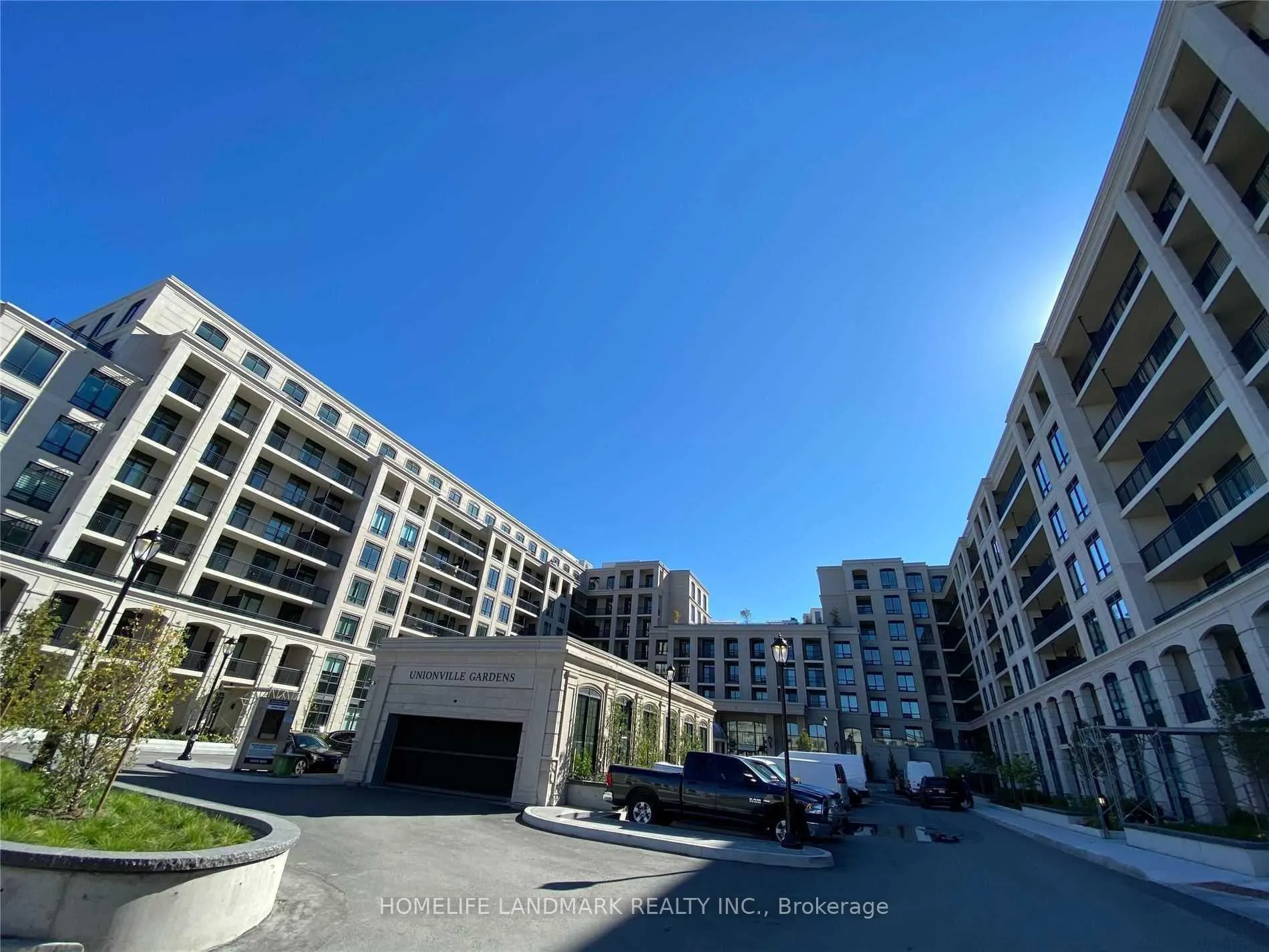 Front of Unit 712W, 268 Buchanan Drive