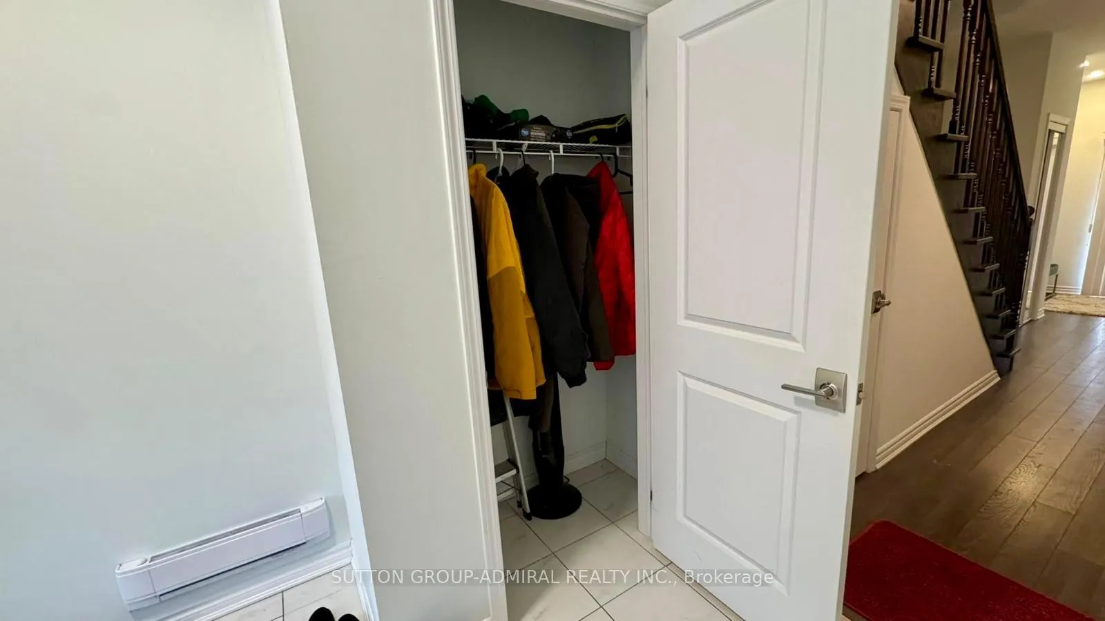 Photo 4 of 54 Heron Park Pl, Scarborough, West Hill — HOMEH