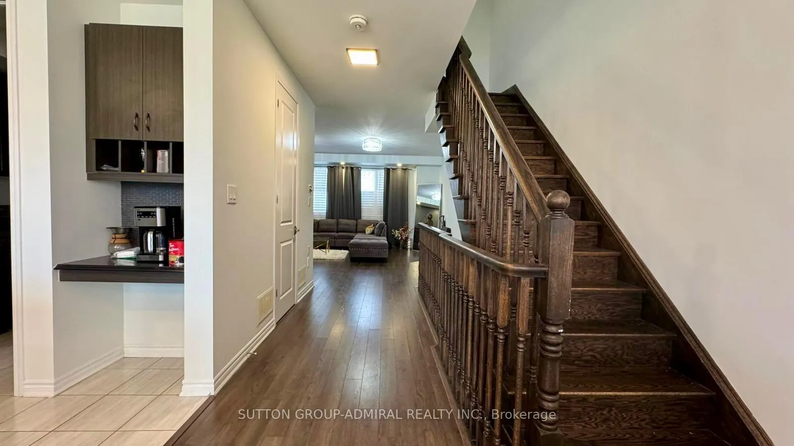 Photo 12 of 54 Heron Park Pl, Scarborough, West Hill — HOMEH