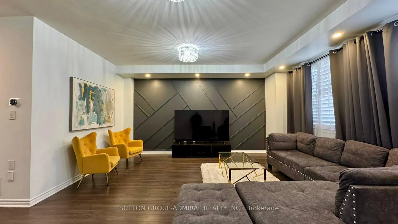 Photo 13 of 54 Heron Park Pl, Scarborough, West Hill — HOMEH