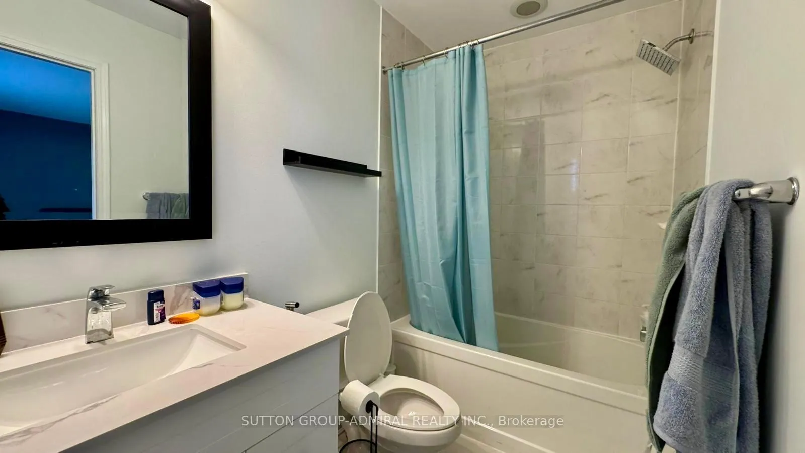 Photo 23 of 54 Heron Park Pl, Scarborough, West Hill — HOMEH