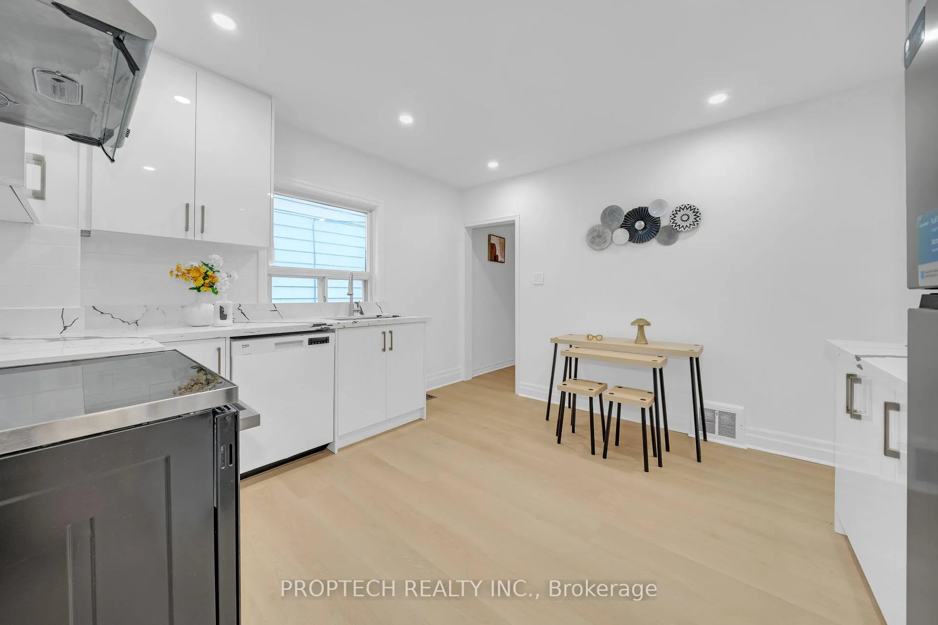 Photo 8 of 93 Wiley Avenue, Toronto, Danforth Village-East York — HOMEH