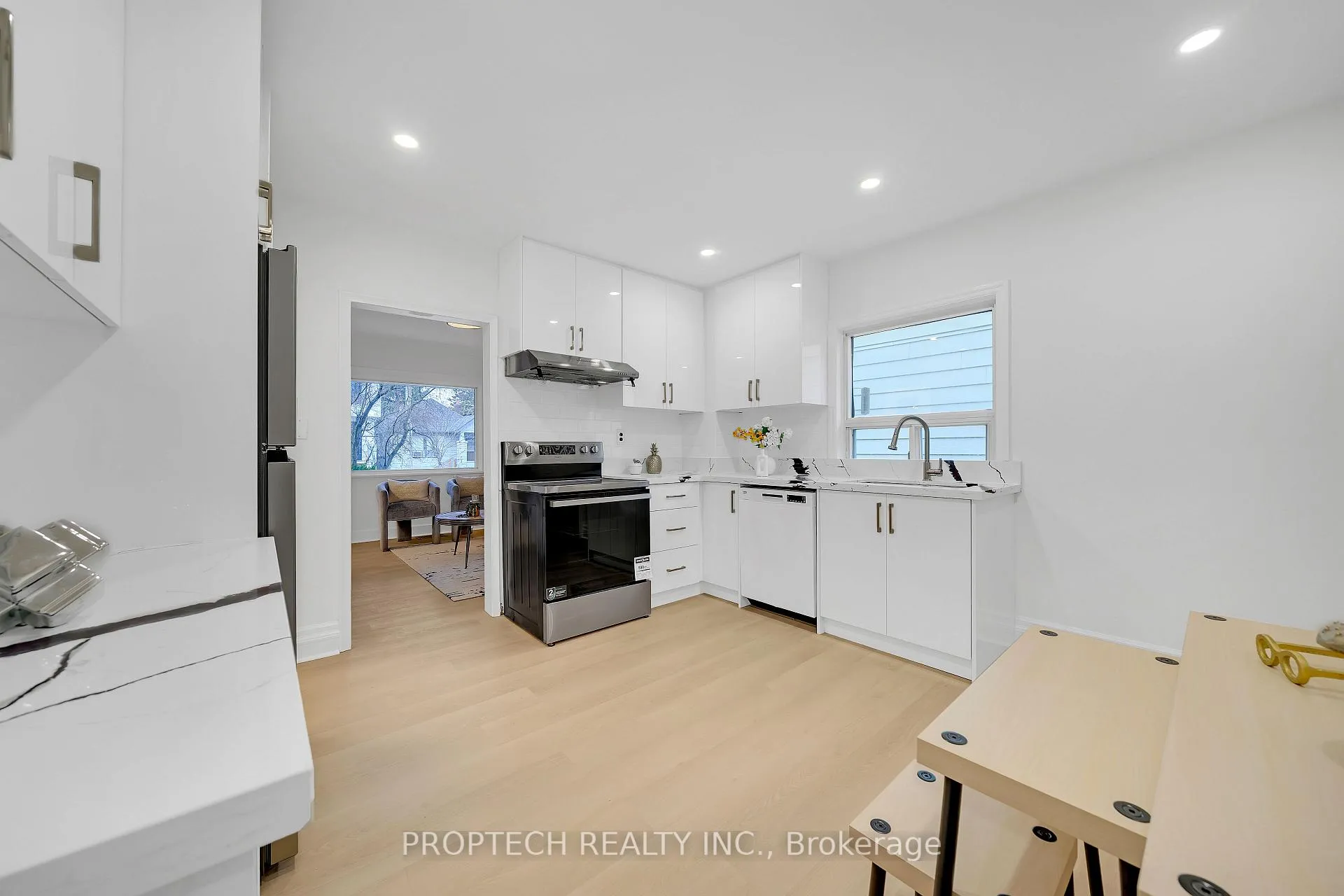 Photo 9 of 93 Wiley Avenue, Toronto, Danforth Village-East York — HOMEH