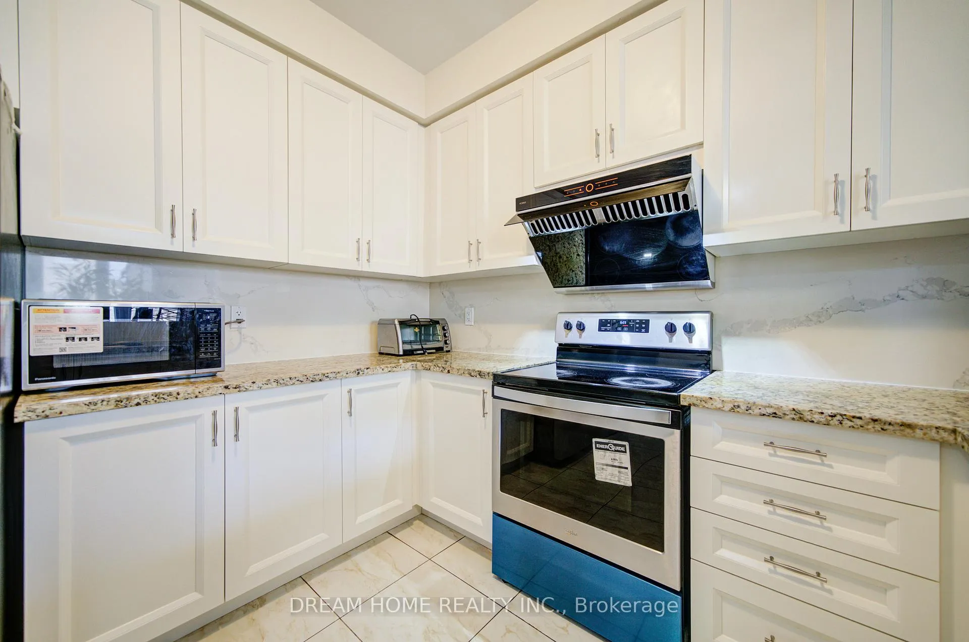 Photo 6 of 66 Mohandas Drive, Markham, Cedarwood — HOMEH