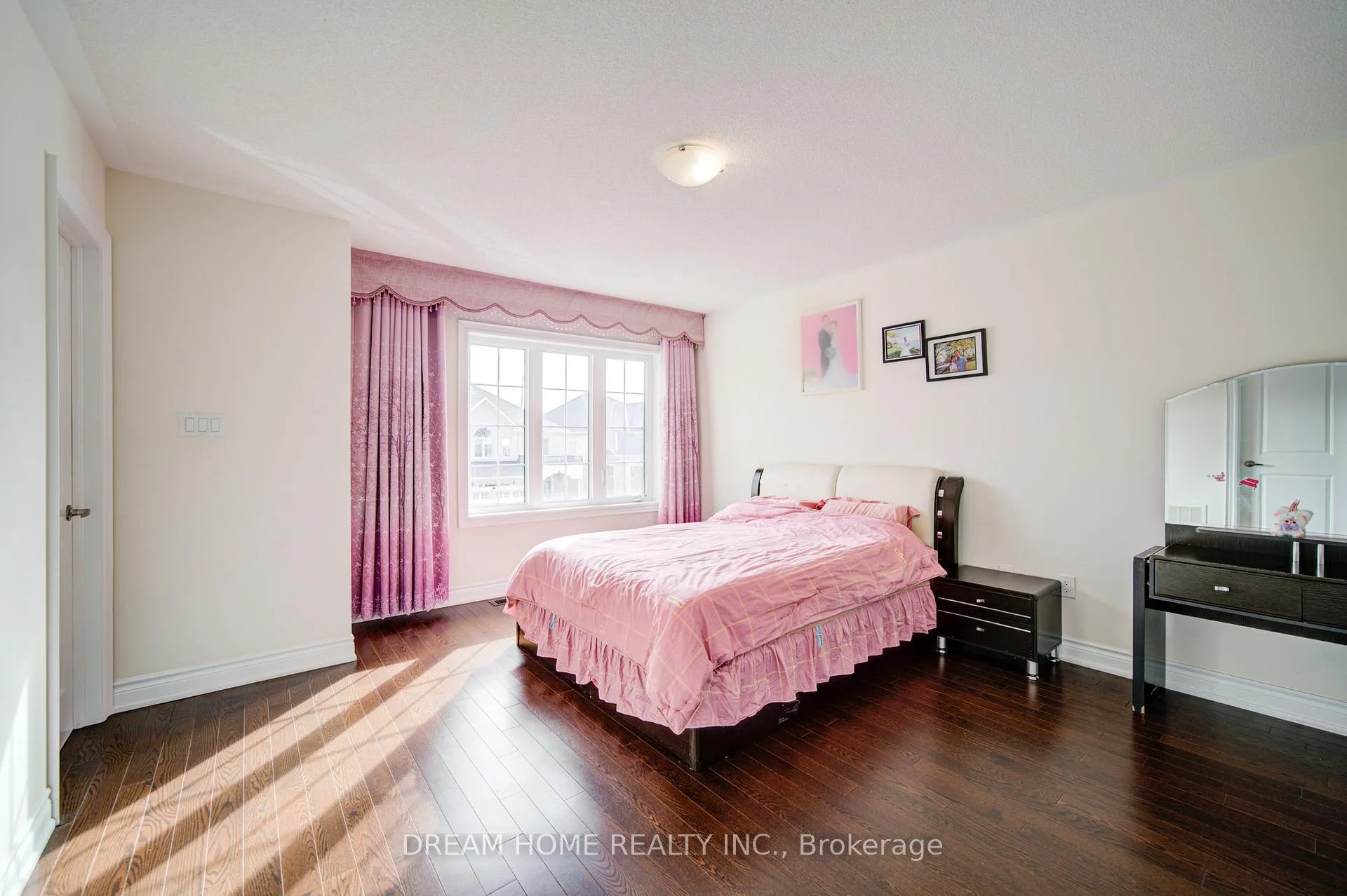 Photo 17 of 66 Mohandas Drive, Markham, Cedarwood — HOMEH