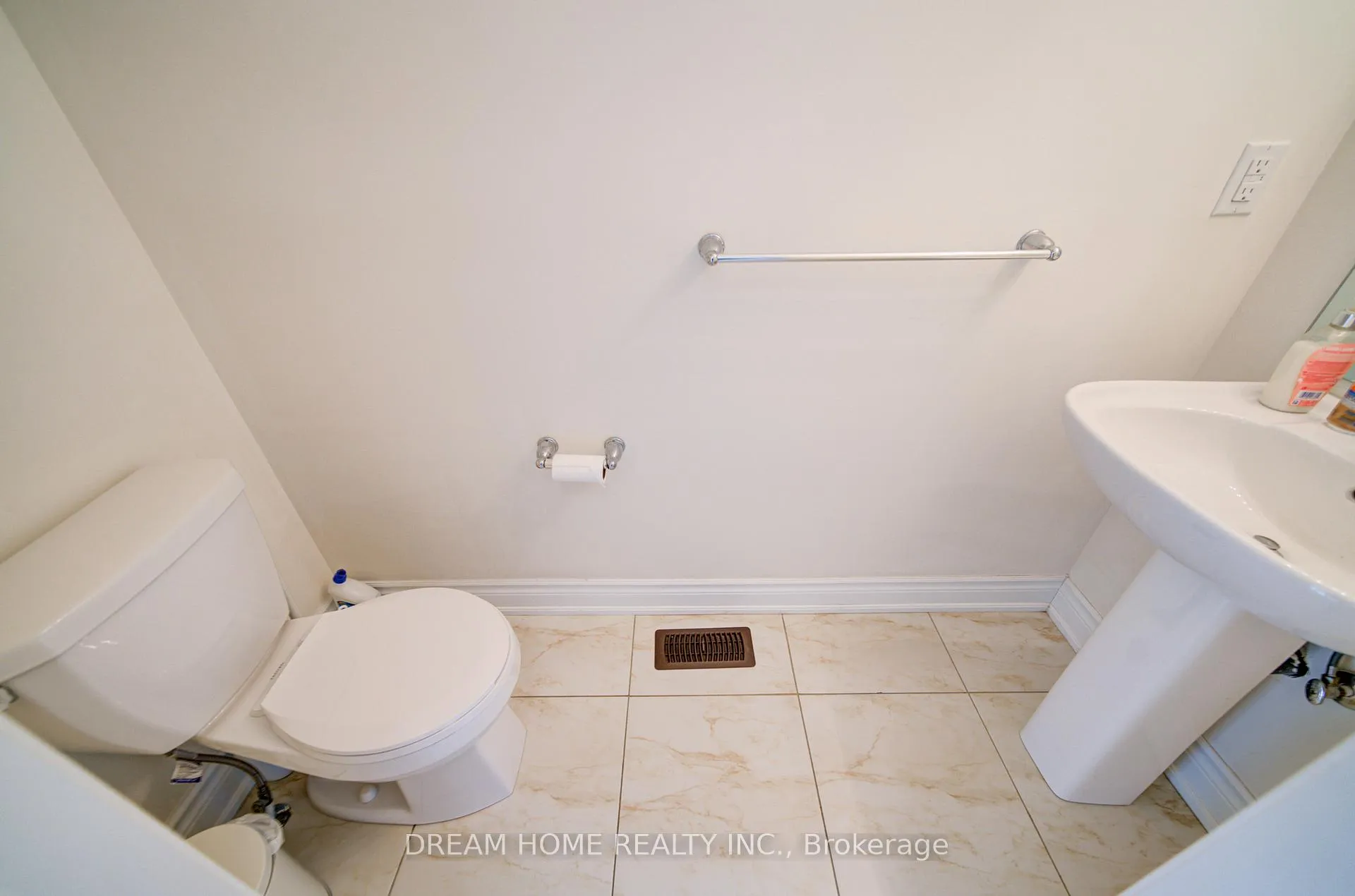 Photo 34 of 66 Mohandas Drive, Markham, Cedarwood — HOMEH