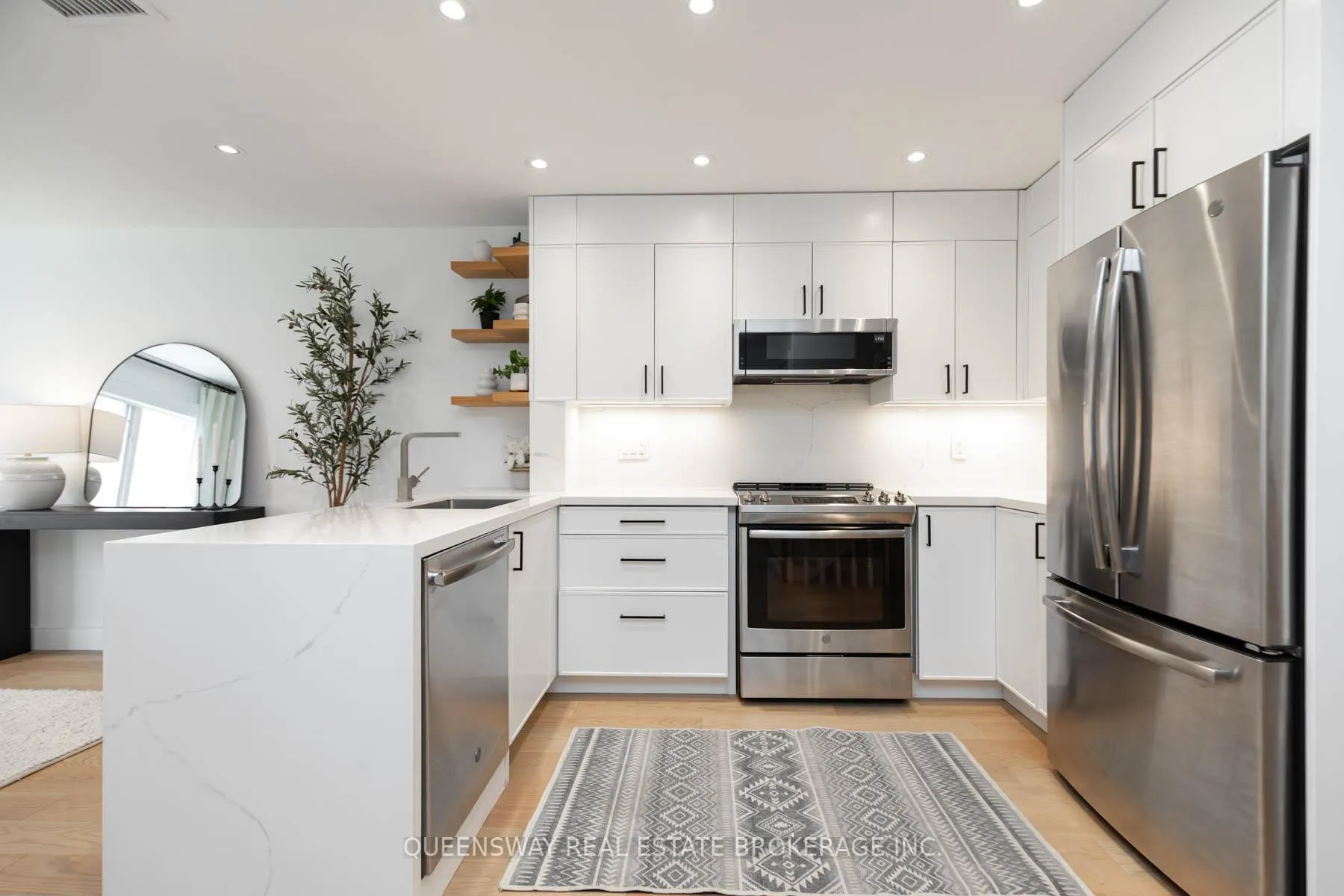 Photo 1 of Unit 19, 232 St. George Street, Toronto, The Annex — HOMEH