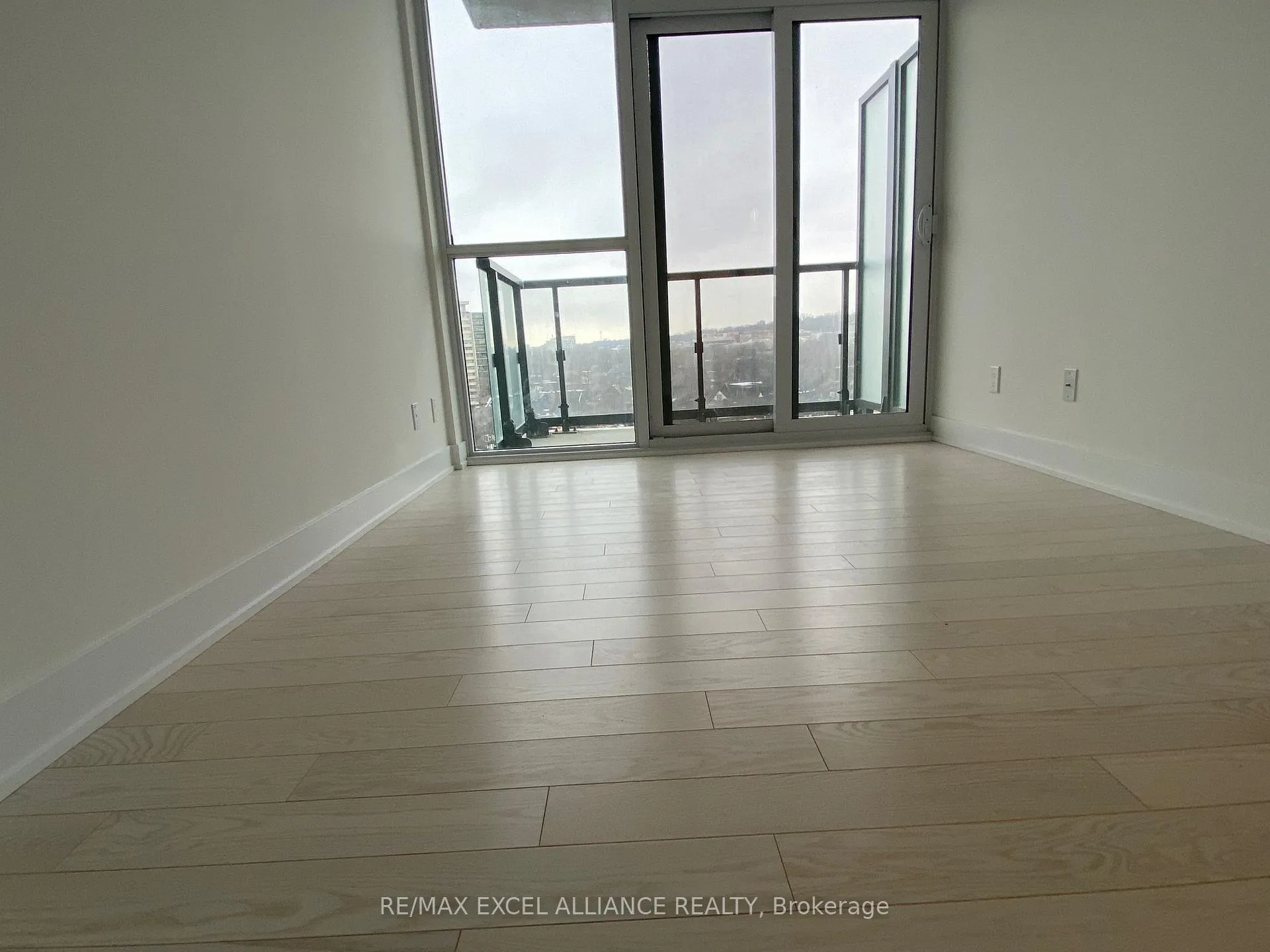 Photo 9 of Unit 709, 181 Bedford Road, Toronto, The Annex — HOMEH