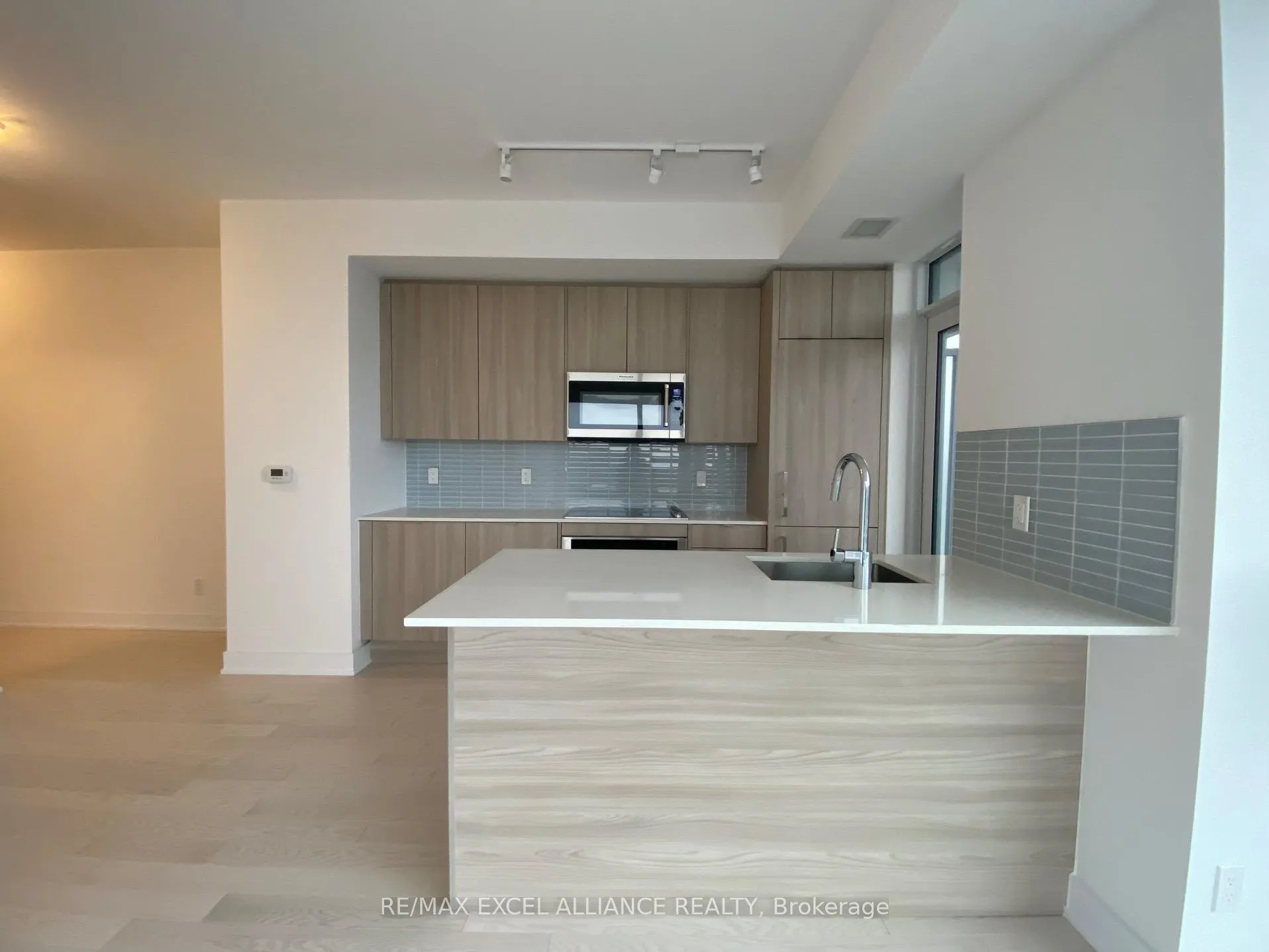 Photo 17 of Unit 709, 181 Bedford Road, Toronto, The Annex — HOMEH