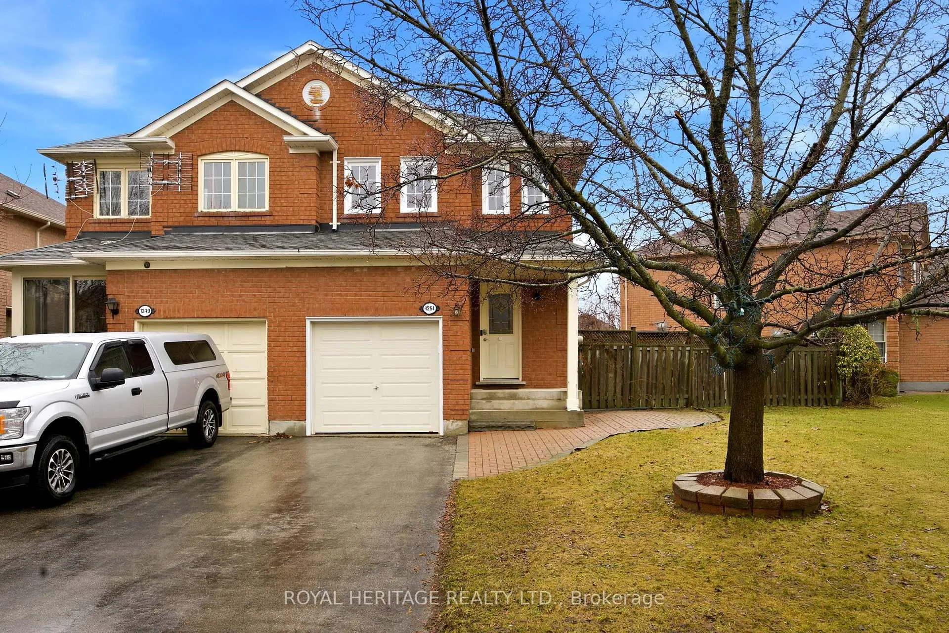 Front of 1251 Quest Circle