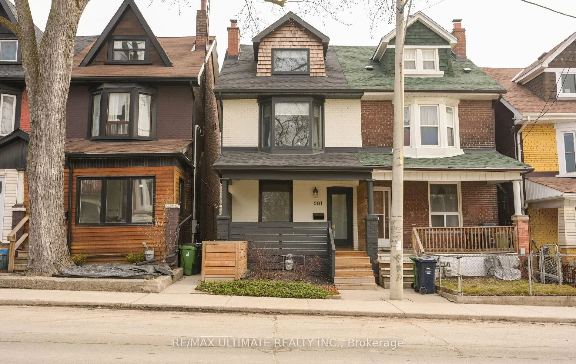 Front of Unit 2nd + 3rd Floor, 501C Carlaw Avenue