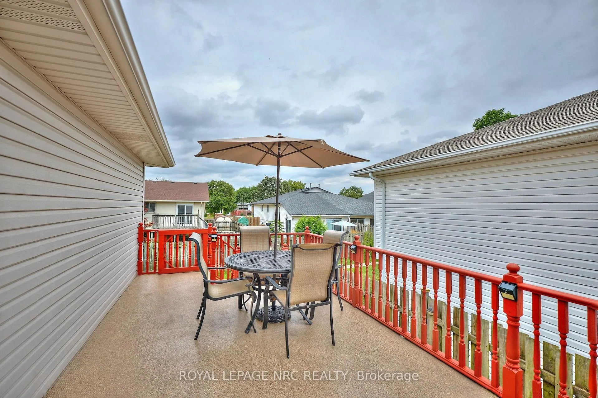 Photo 12 of 8105 Citation Road, Niagara Falls, Ascot — HOMEH