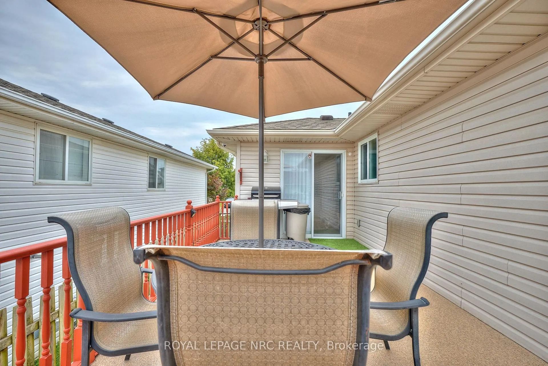 Photo 13 of 8105 Citation Road, Niagara Falls, Ascot — HOMEH