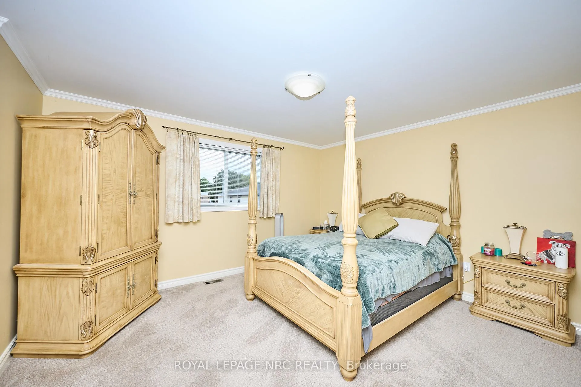 Photo 15 of 8105 Citation Road, Niagara Falls, Ascot — HOMEH