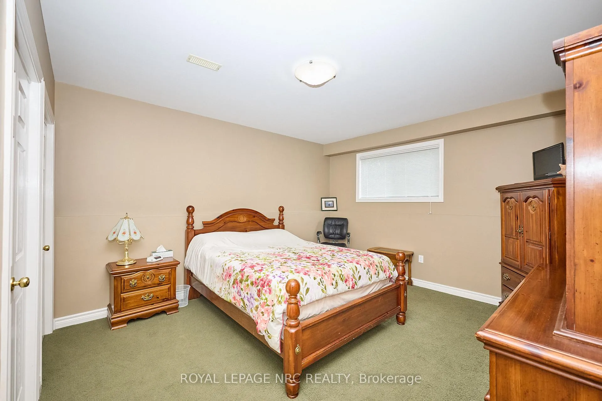 Photo 27 of 8105 Citation Road, Niagara Falls, Ascot — HOMEH