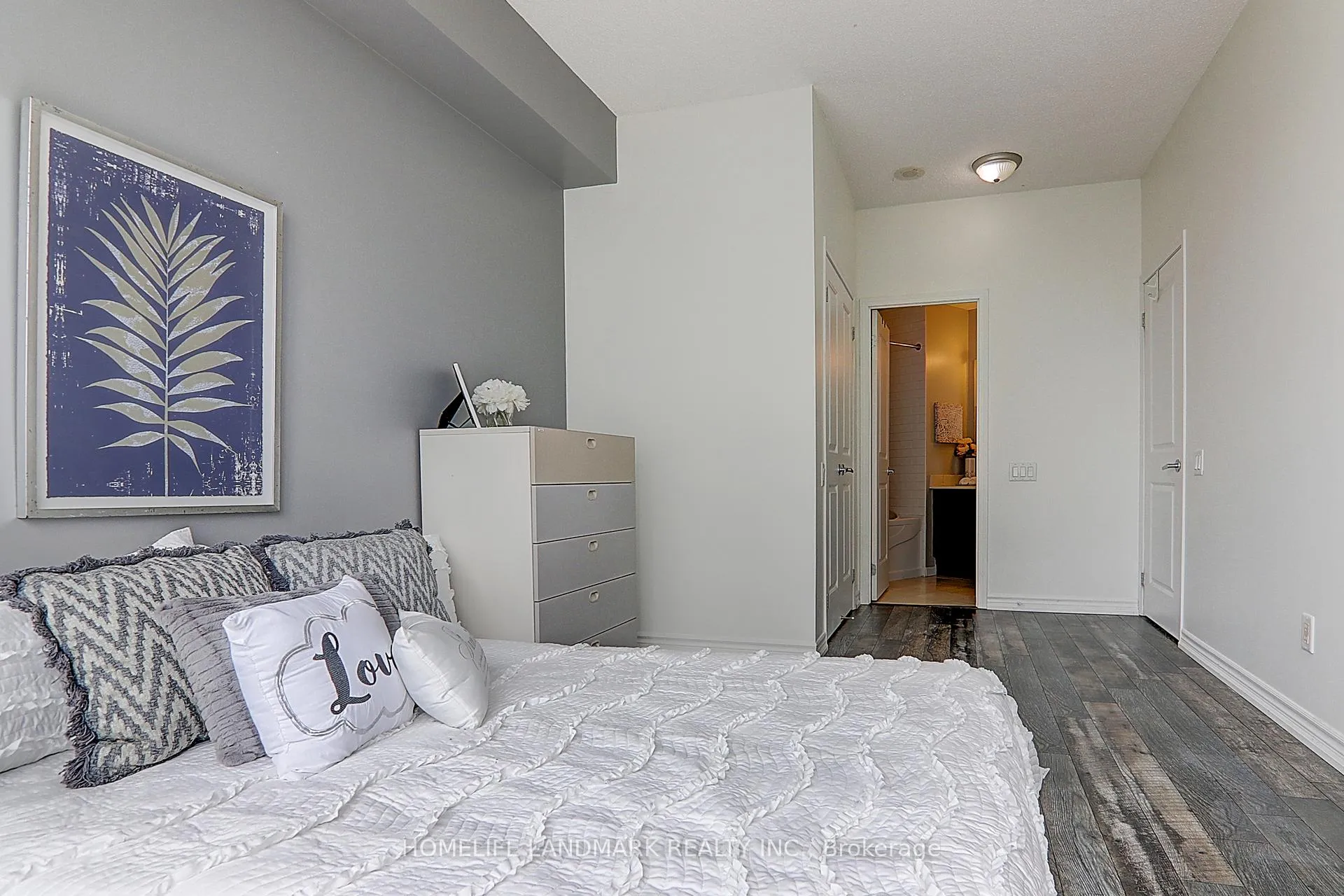 Photo 20 of Unit 1811, 15 Windermere Avenue, Toronto, High Park-Swansea — HOMEH
