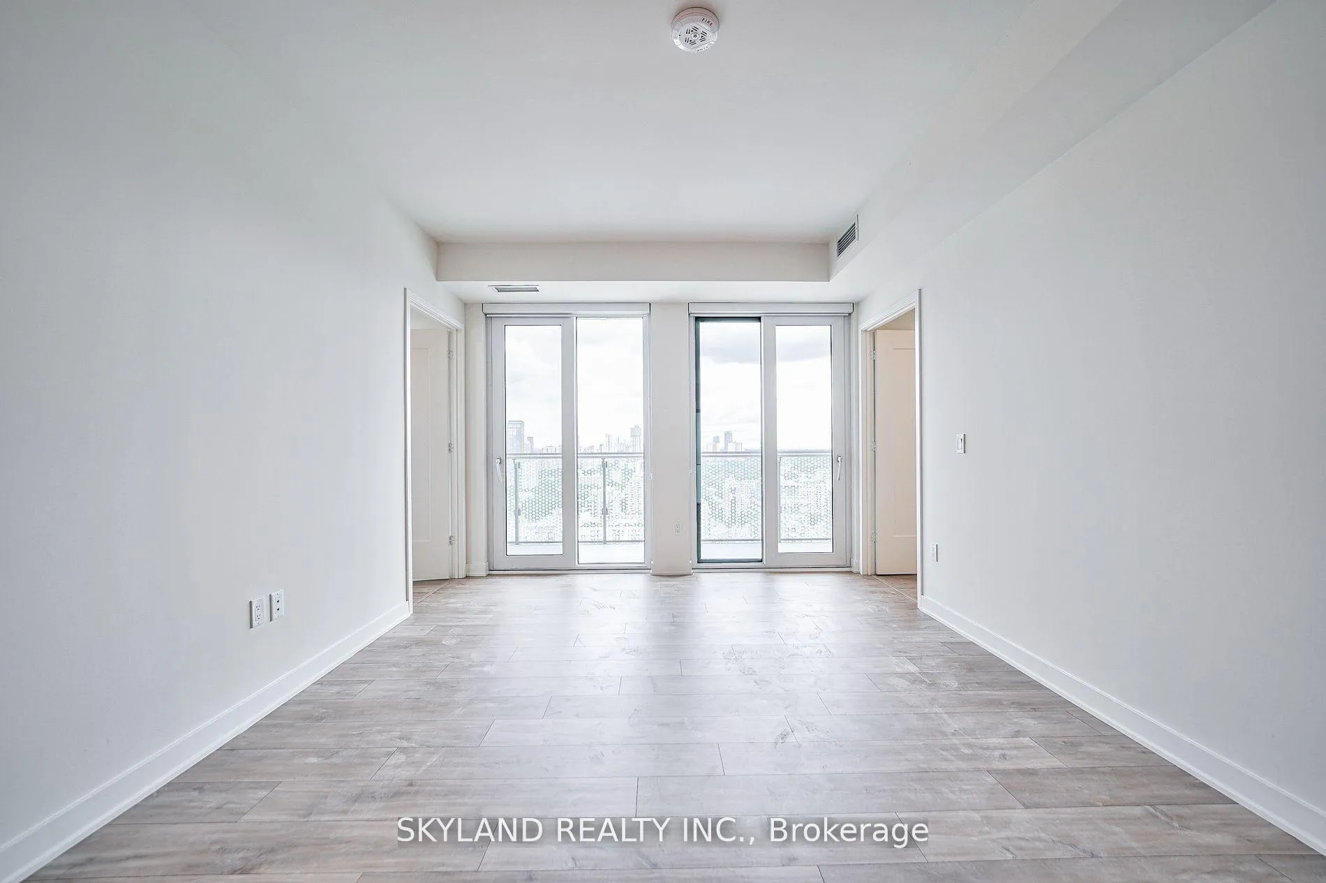 Photo 5 of Unit LPH2901, 70 Princess Street, Toronto, Waterfront Communities — HOMEH