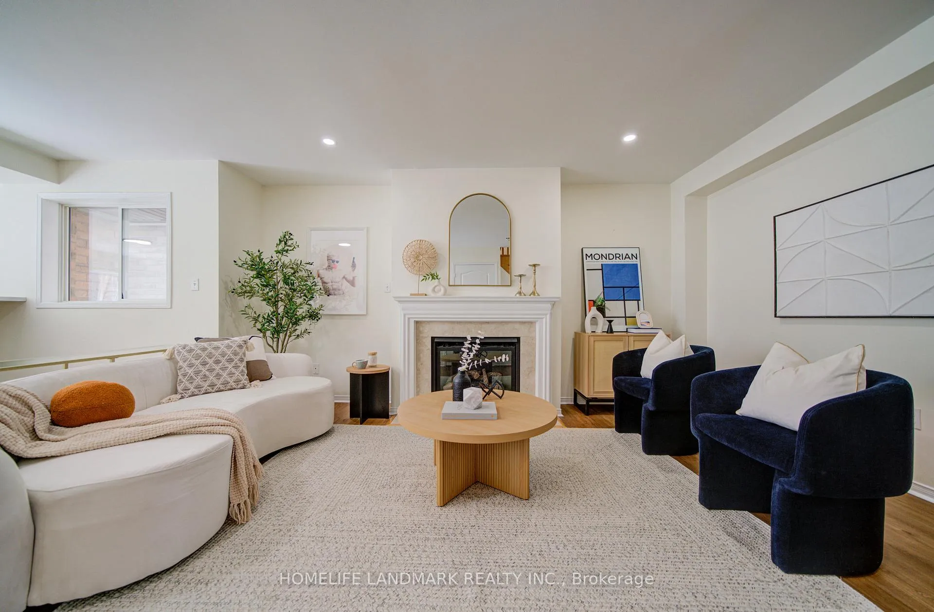 Photo 5 of 351 Deepsprings Crescent, Vaughan, Vellore Village — HOMEH