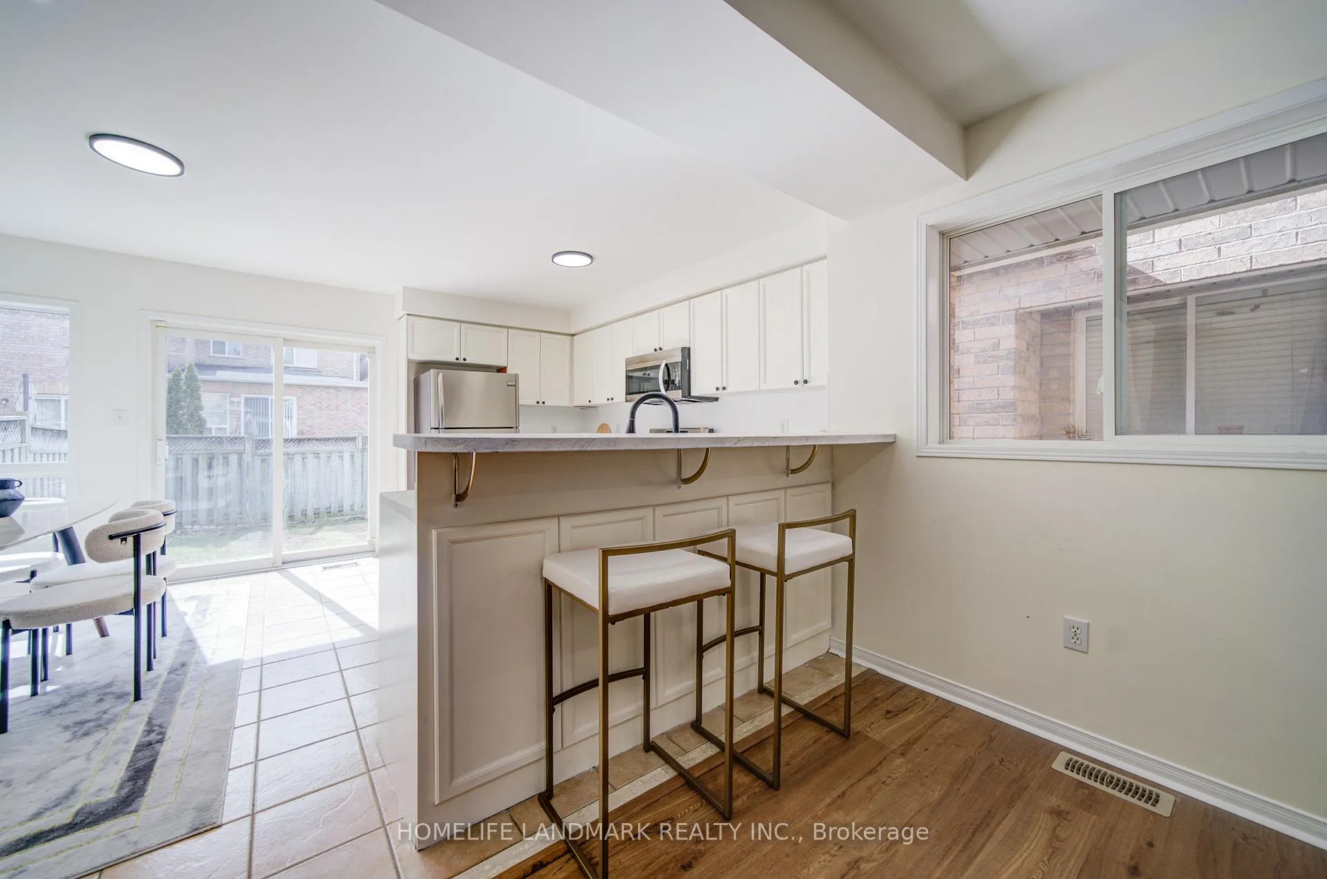 Photo 9 of 351 Deepsprings Crescent, Vaughan, Vellore Village — HOMEH