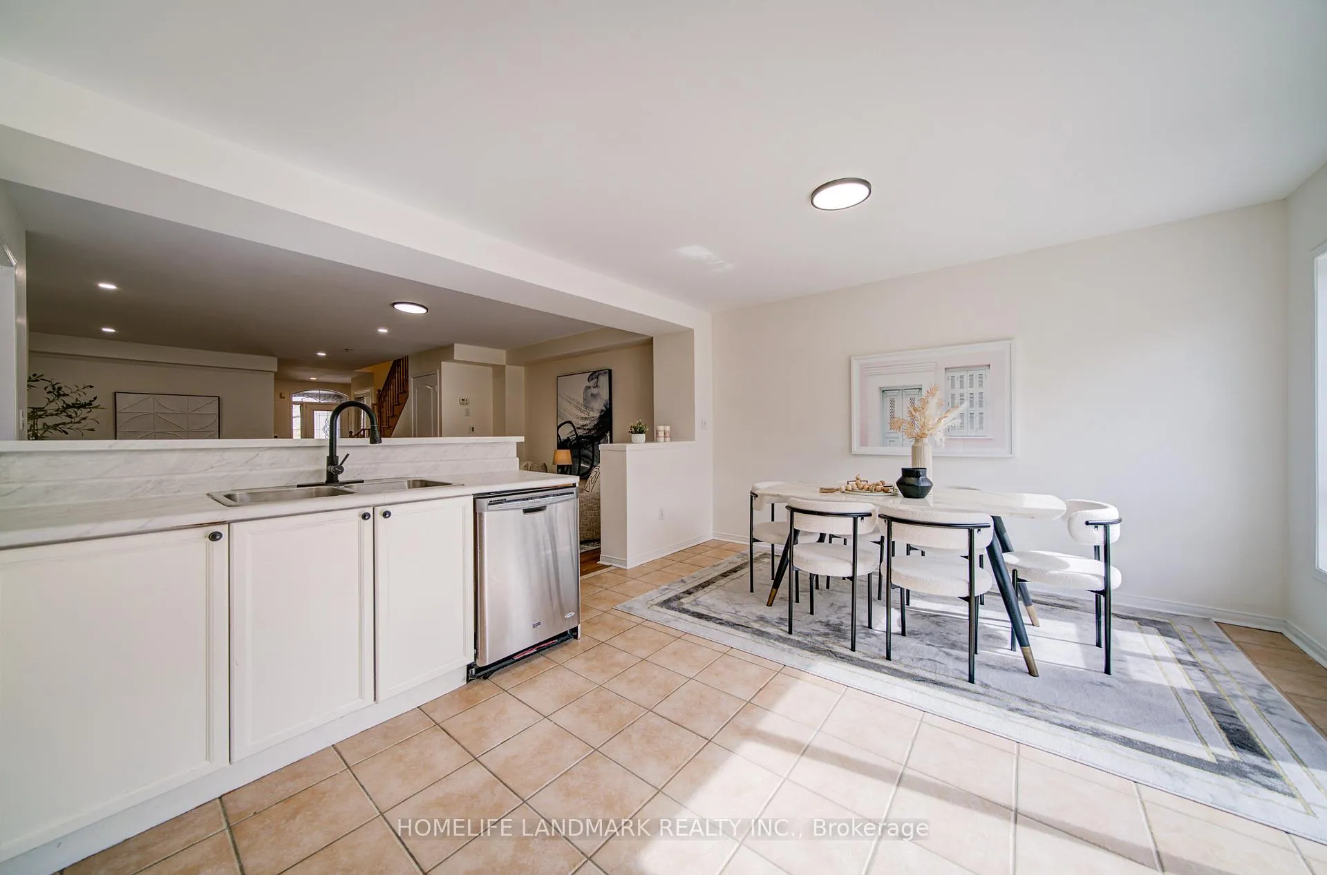 Photo 11 of 351 Deepsprings Crescent, Vaughan, Vellore Village — HOMEH