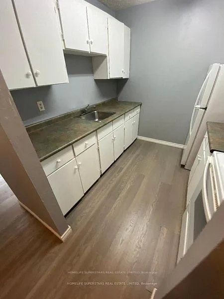 Photo 1 of Unit 6, 8209 Lundys Lane E, Niagara Falls, Ascot — HOMEH