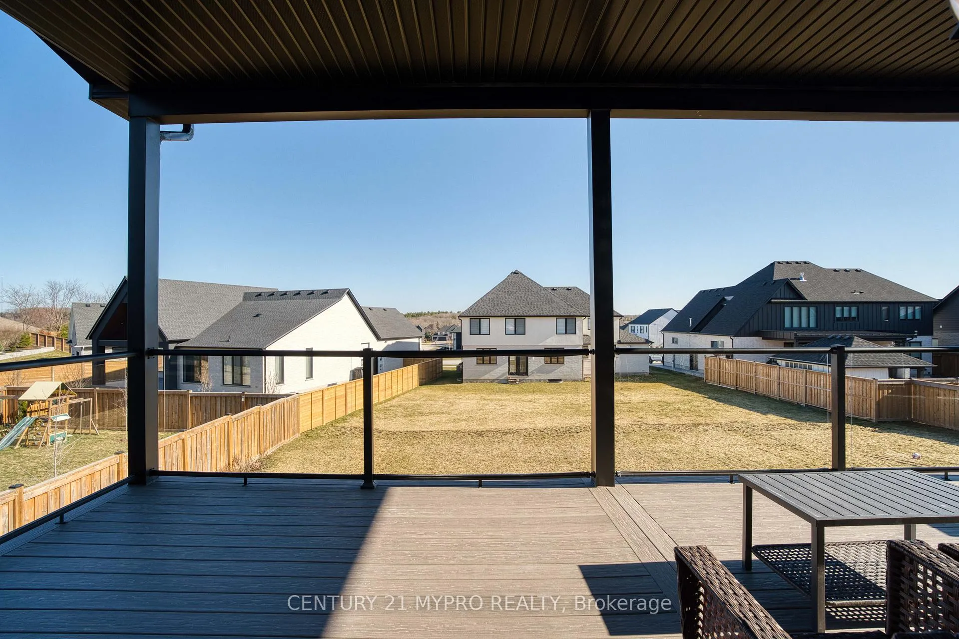 Photo 42 of 65 Daventry Way, Middlesex Centre, Kilworth — HOMEH