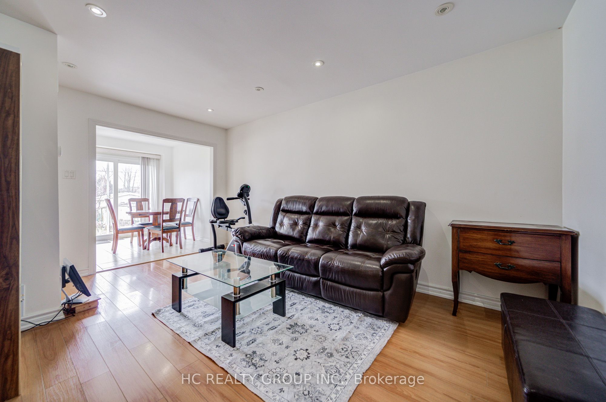 Photo 20 of 21 Appleby Crescent, Markham, Milliken Mills West — HOMEH