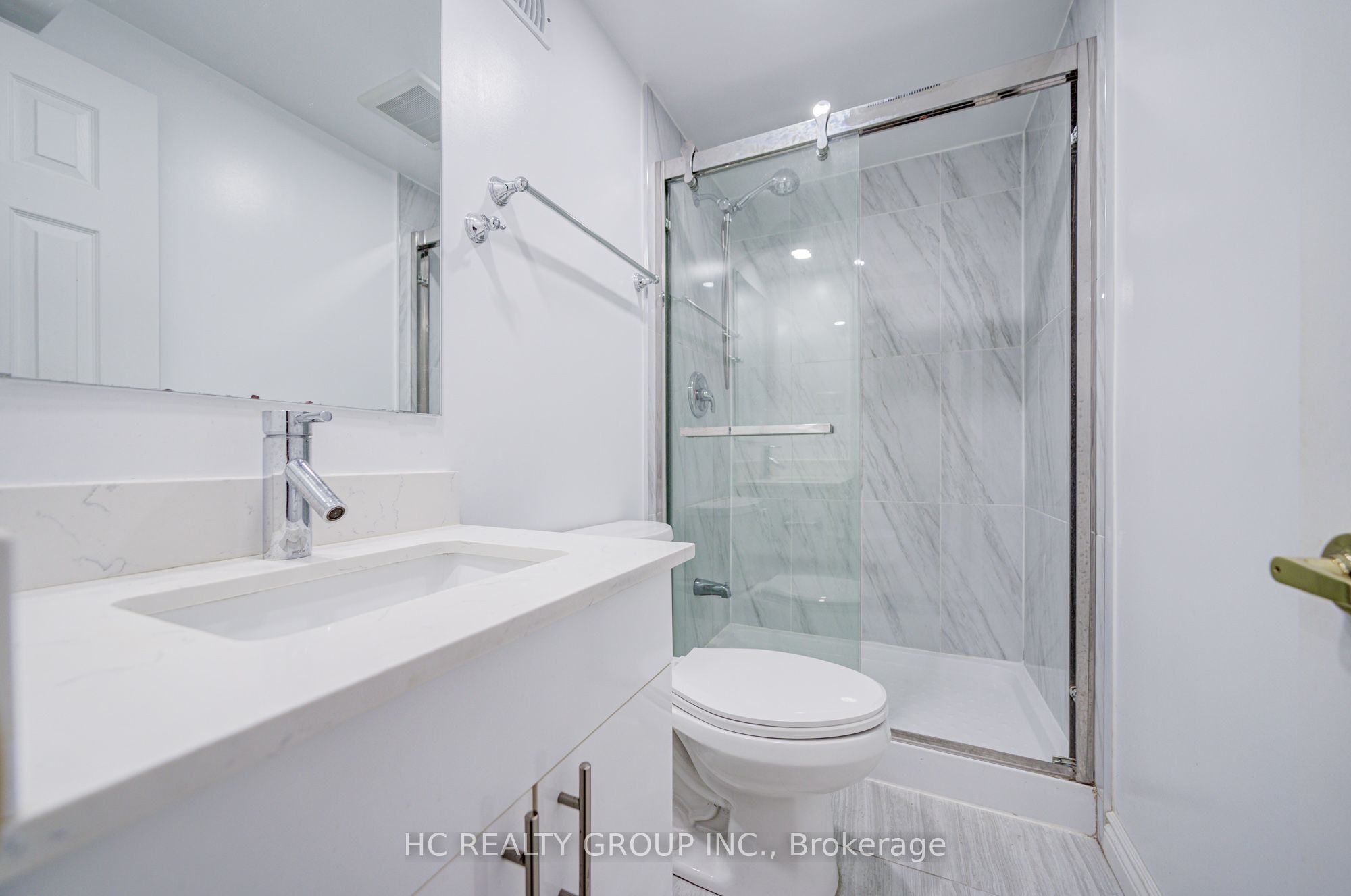 Photo 12 of 21 Appleby Crescent, Markham, Milliken Mills West — HOMEH