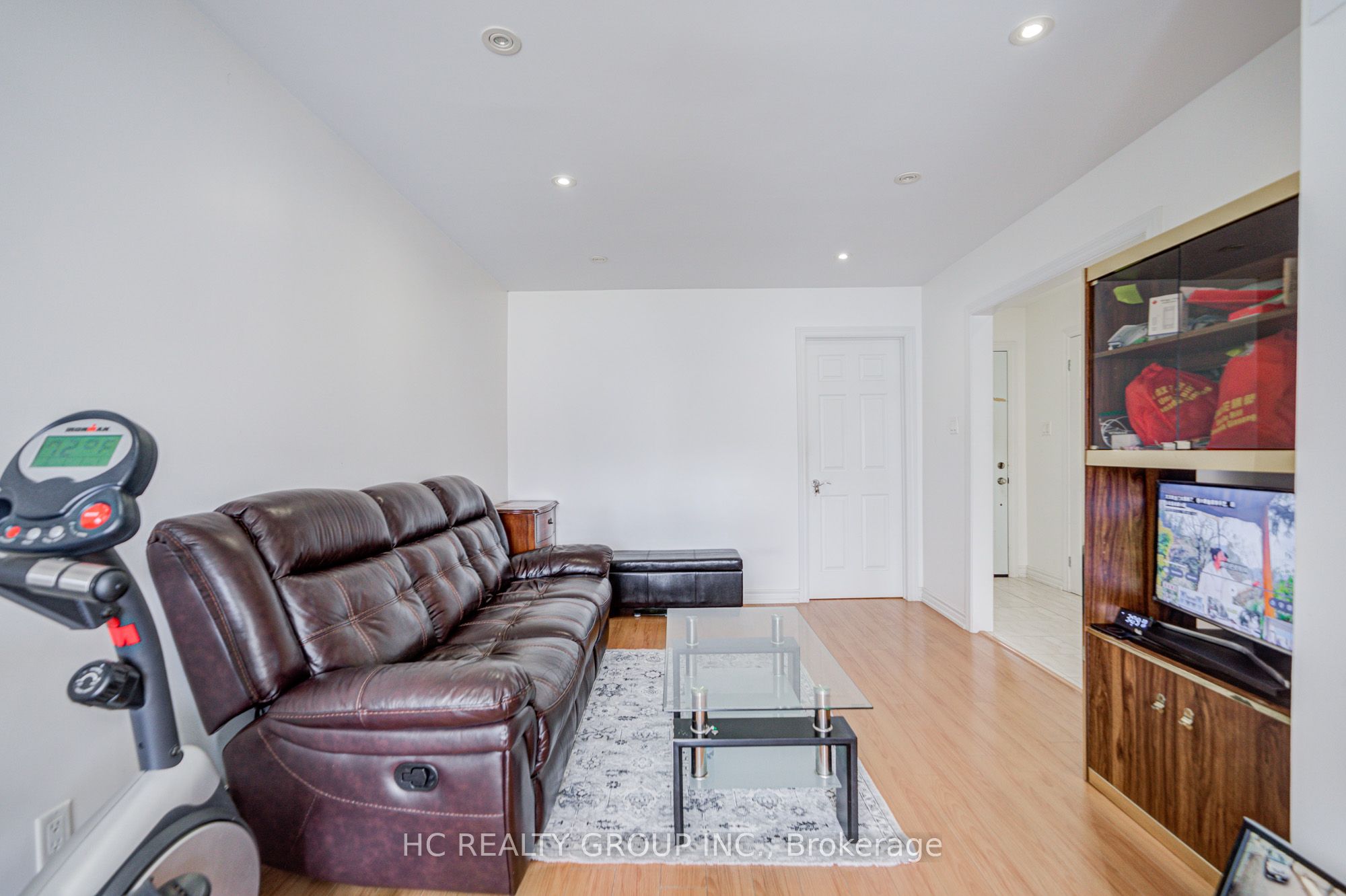 Photo 21 of 21 Appleby Crescent, Markham, Milliken Mills West — HOMEH