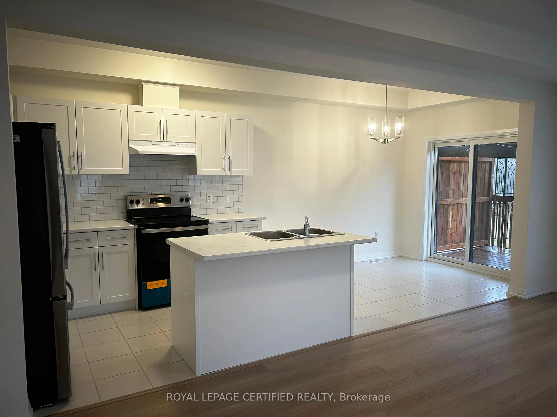 Photo 6 of 40 Whelan Court, Thorold, Hurricane/Merrittville — HOMEH