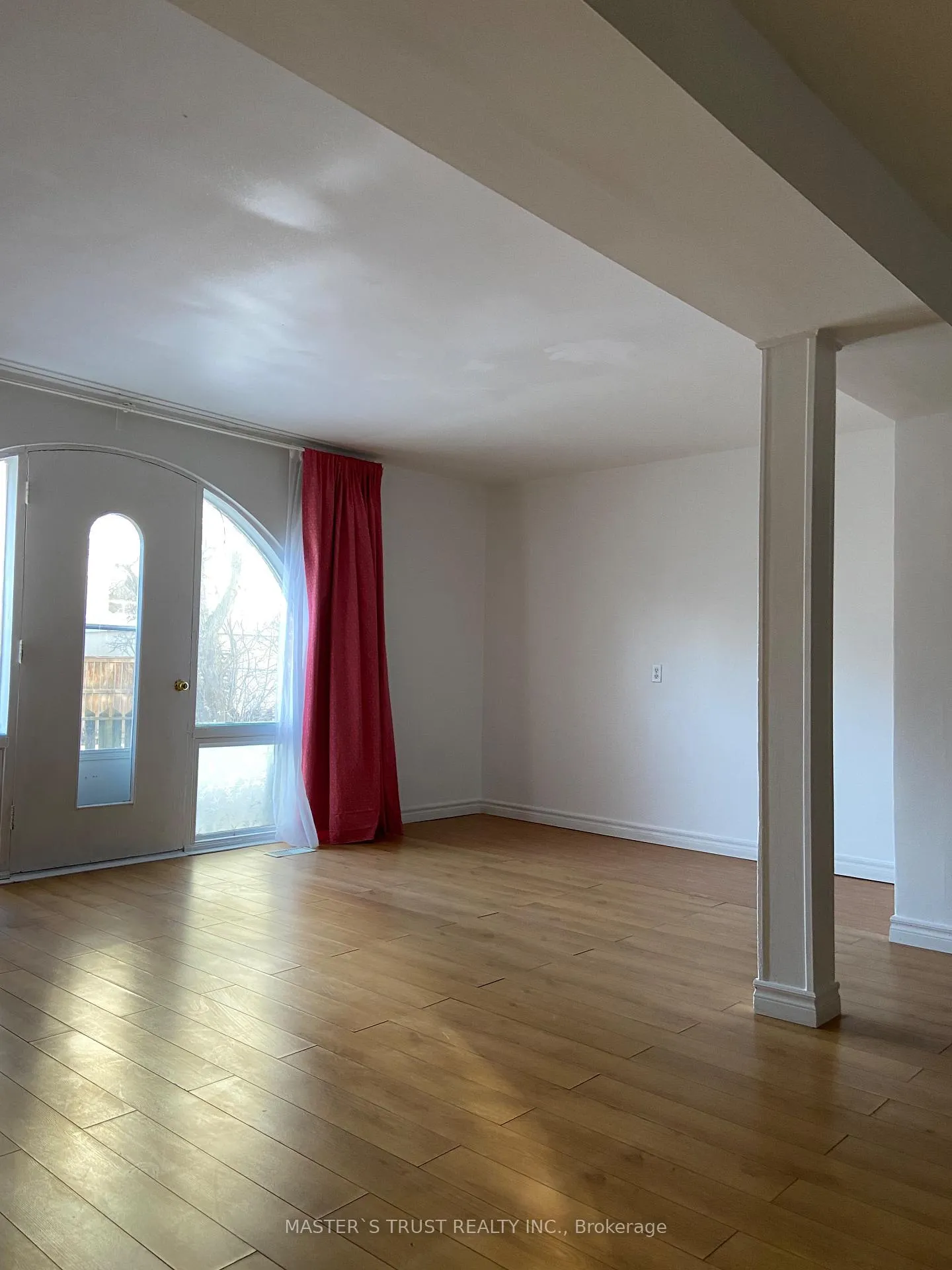Photo 7 of Unit 35, 10 Esterbrooke Avenue, North York, Don Valley Village — HOMEH