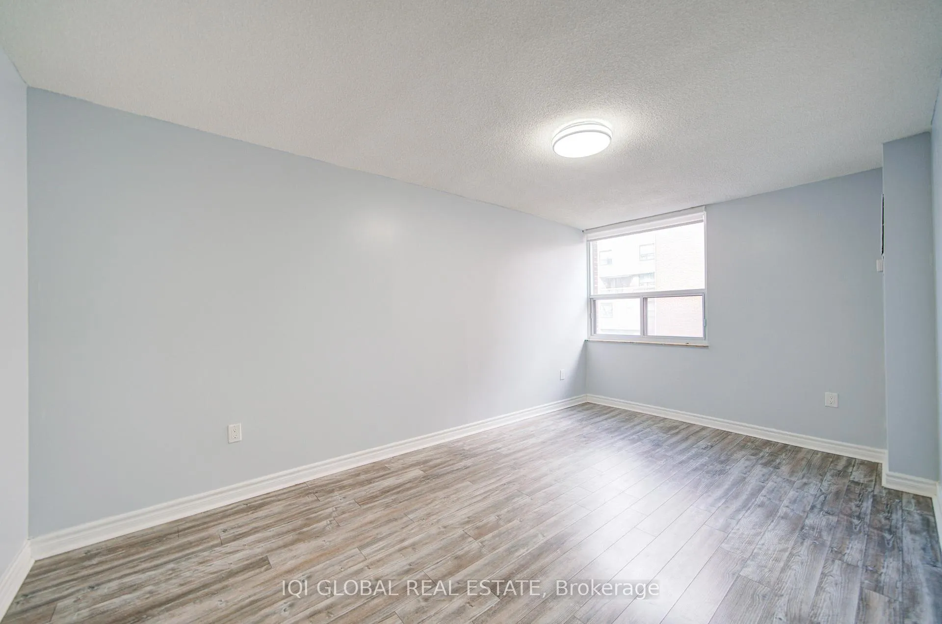 Photo 2 of Unit 107, 4062 Lawrence Avenue E, Scarborough, West Hill — HOMEH