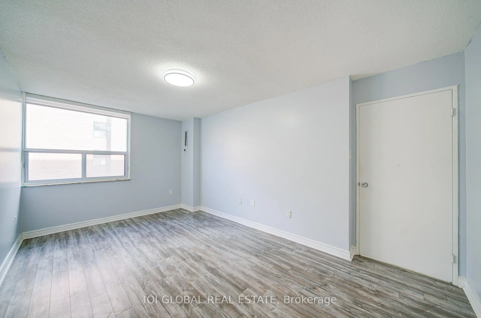 Photo 4 of Unit 107, 4062 Lawrence Avenue E, Scarborough, West Hill — HOMEH