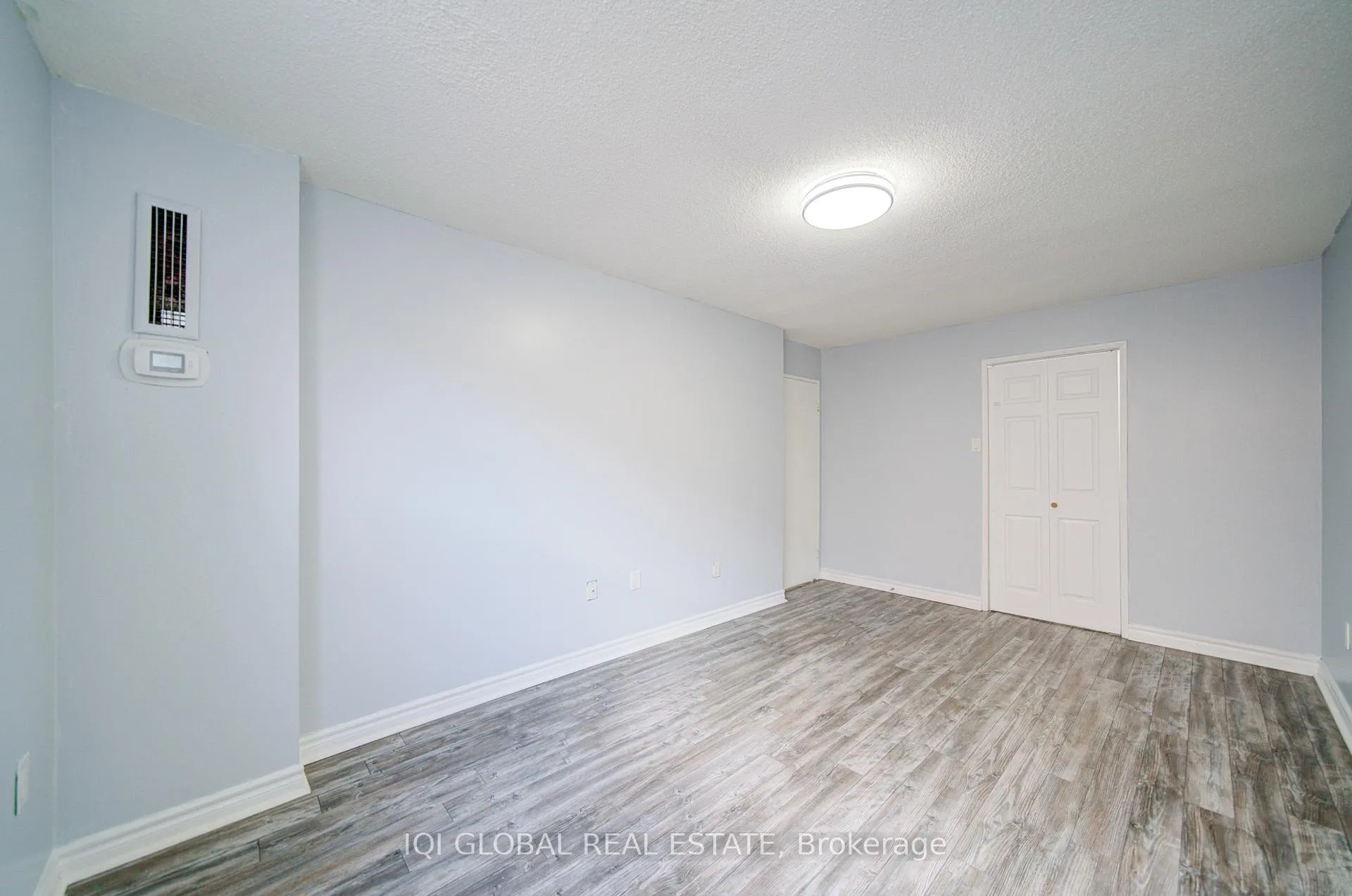 Photo 5 of Unit 107, 4062 Lawrence Avenue E, Scarborough, West Hill — HOMEH