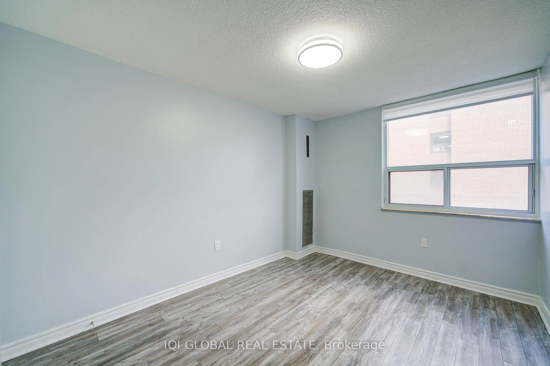 Photo 8 of Unit 107, 4062 Lawrence Avenue E, Scarborough, West Hill — HOMEH