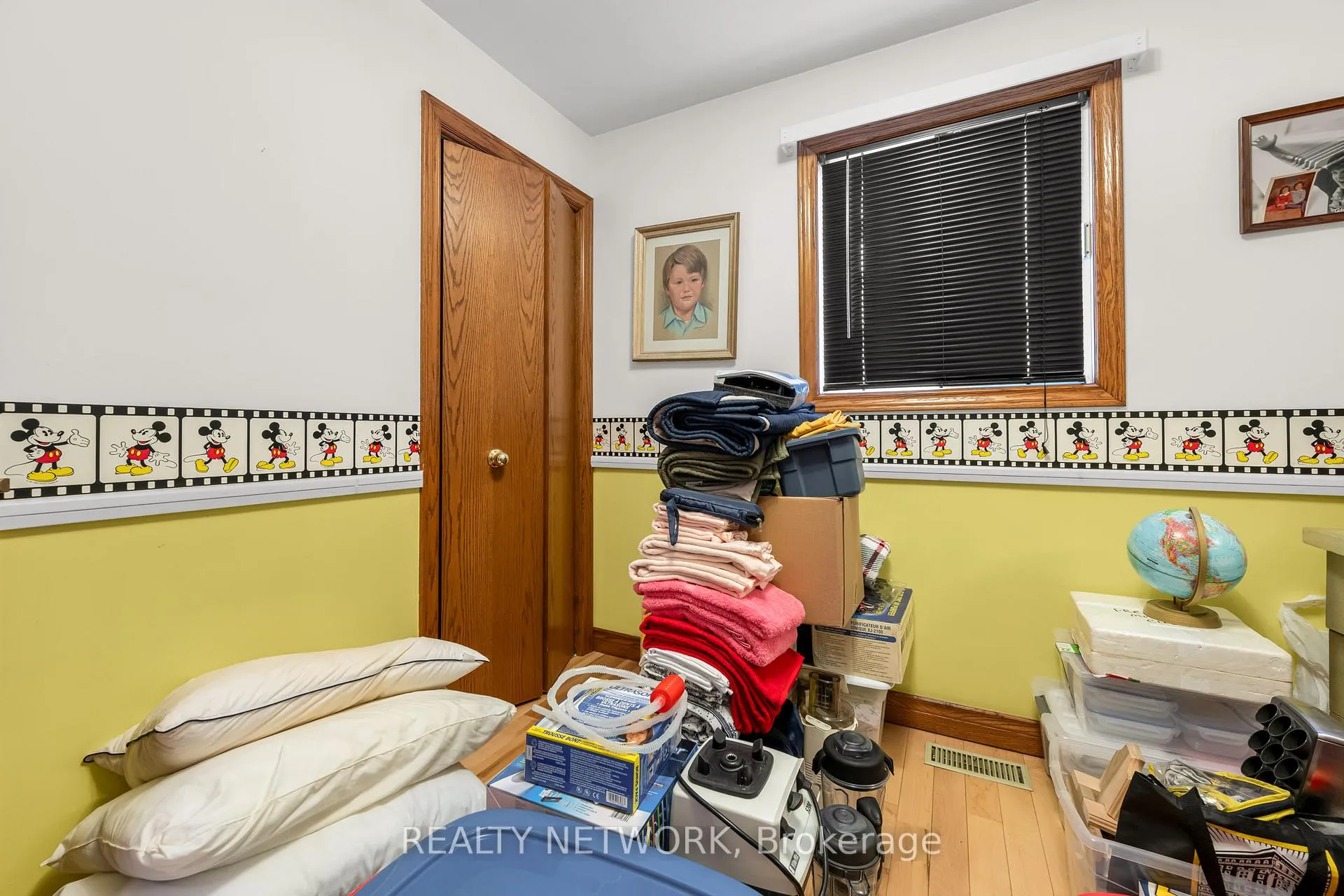 Photo 14 of 9 Valley Road, St. Catharines, Western Hill — HOMEH