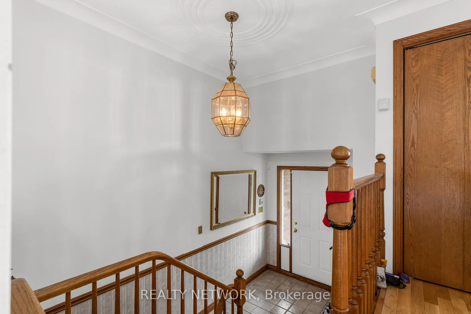 Photo 18 of 9 Valley Road, St. Catharines, Western Hill — HOMEH