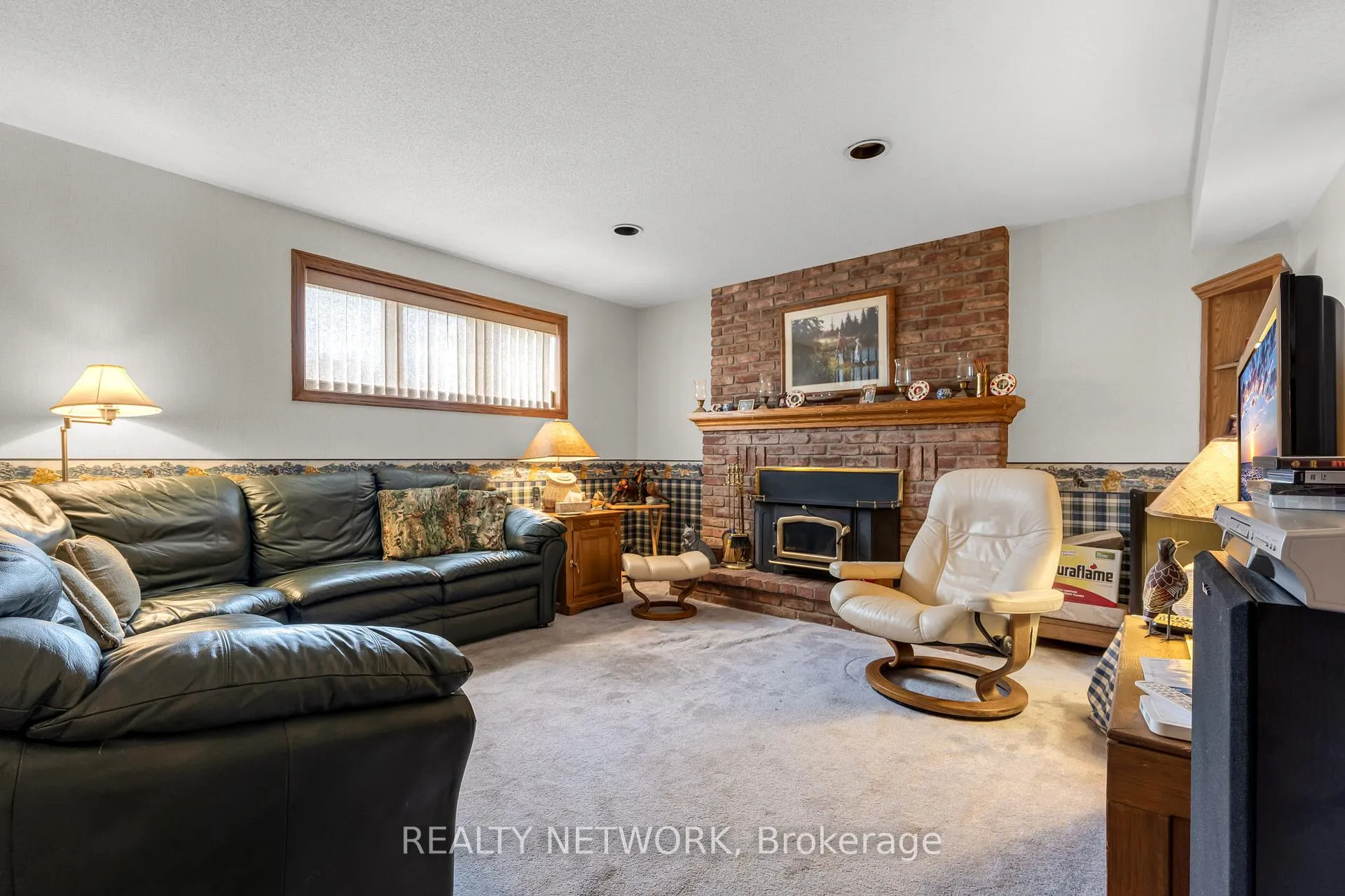 Photo 20 of 9 Valley Road, St. Catharines, Western Hill — HOMEH
