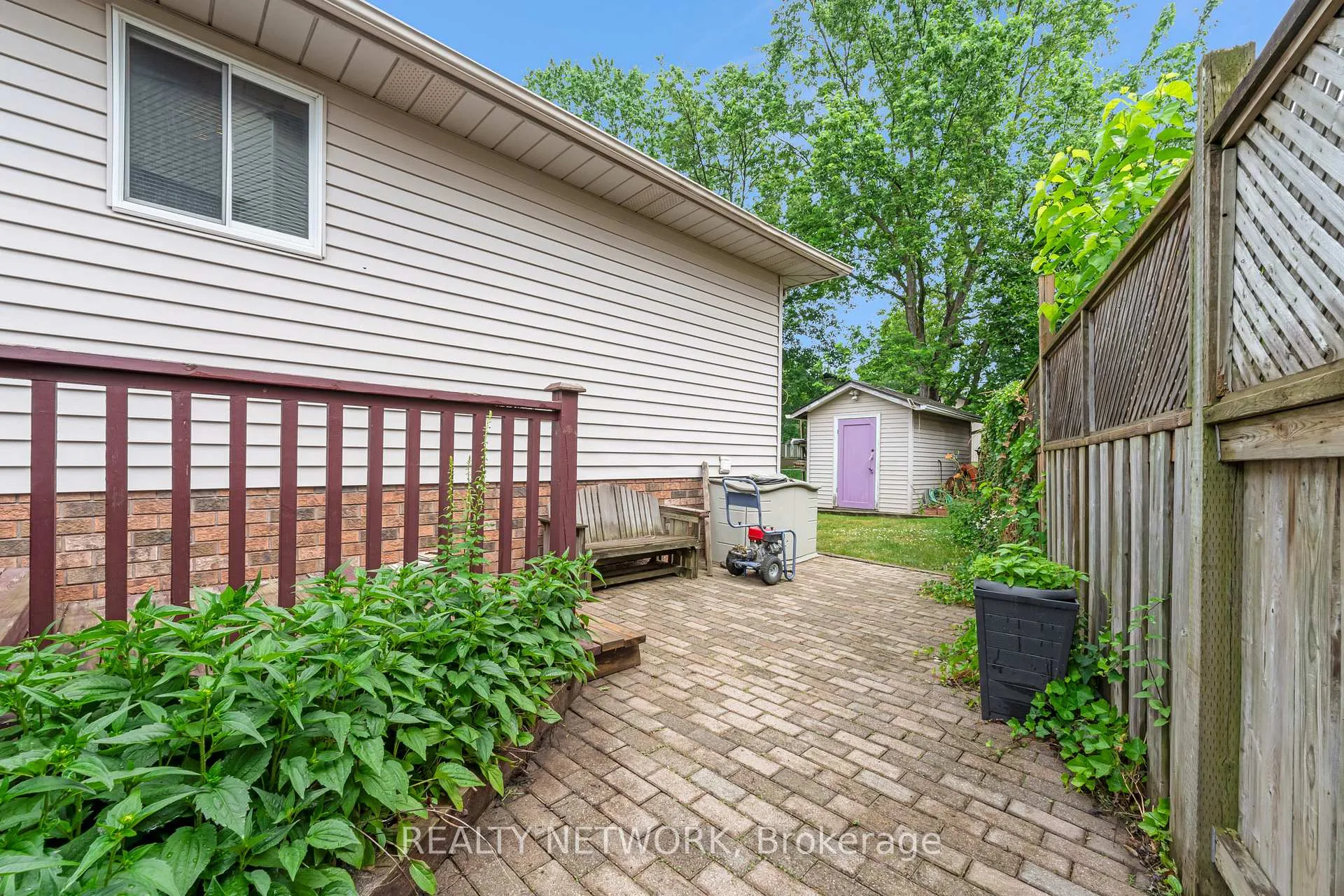 Photo 36 of 9 Valley Road, St. Catharines, Western Hill — HOMEH