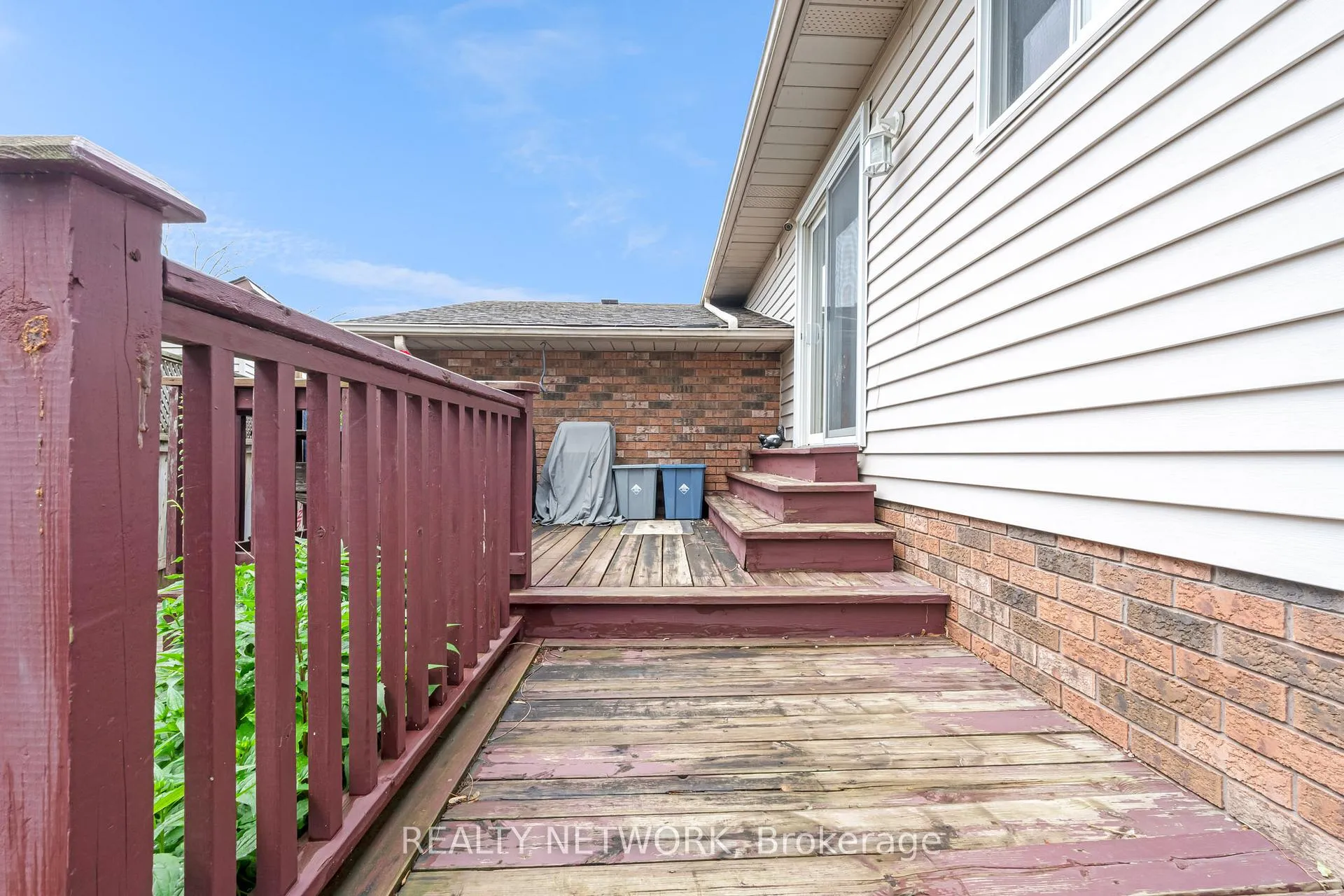 Photo 37 of 9 Valley Road, St. Catharines, Western Hill — HOMEH
