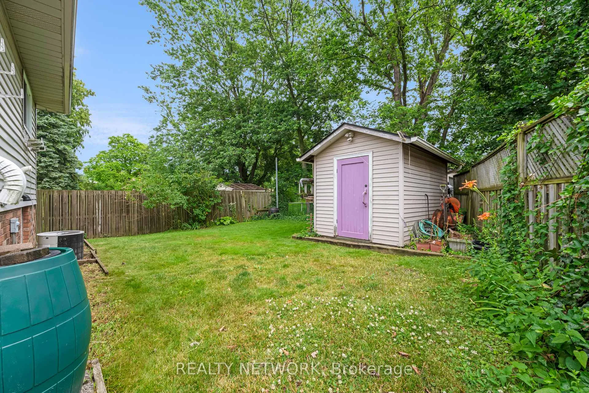 Photo 38 of 9 Valley Road, St. Catharines, Western Hill — HOMEH