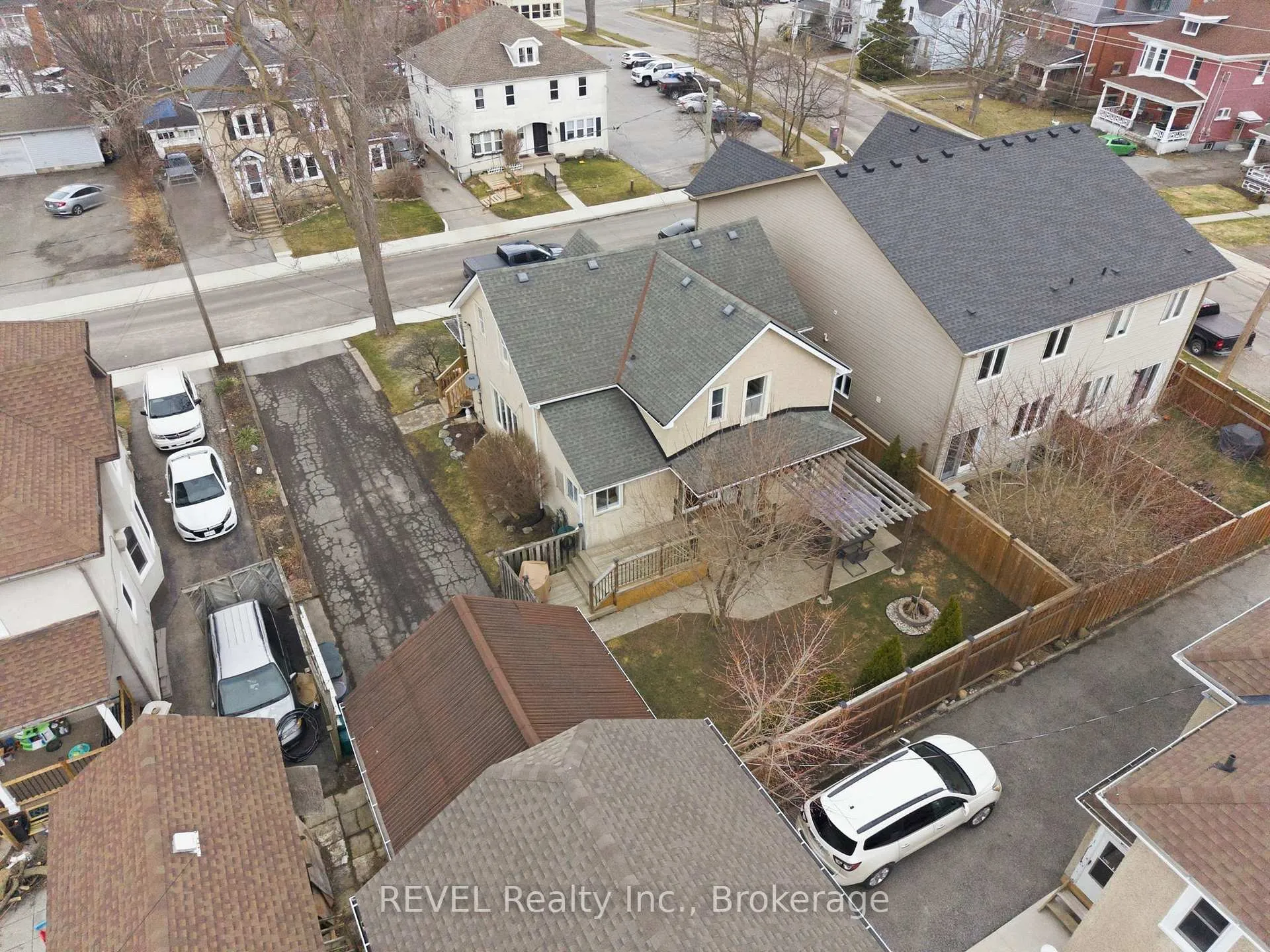 Photo 37 of 75 Grove Street, Welland, Welland Downtown — HOMEH